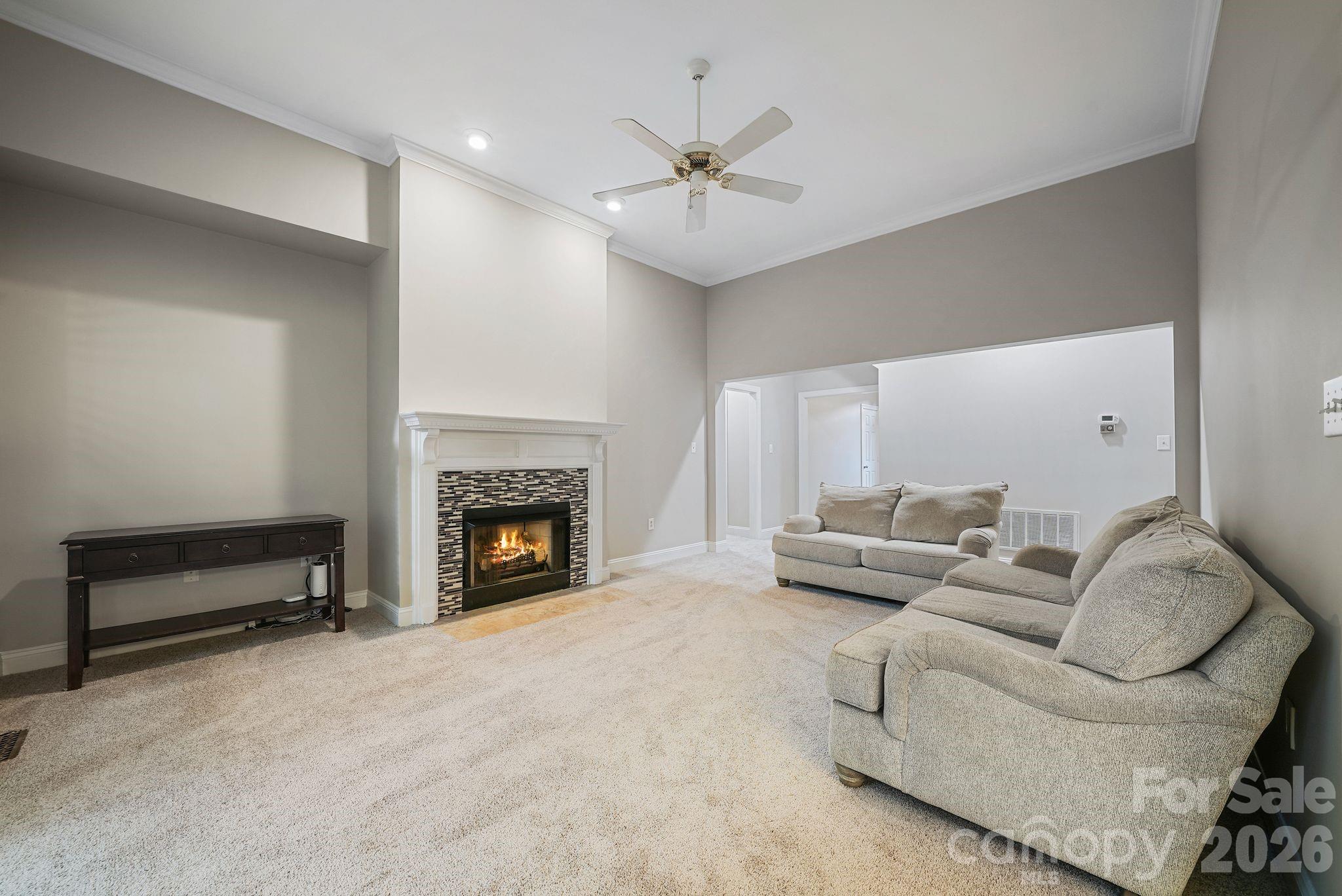 4437 Shannamara Drive Property Photo 8