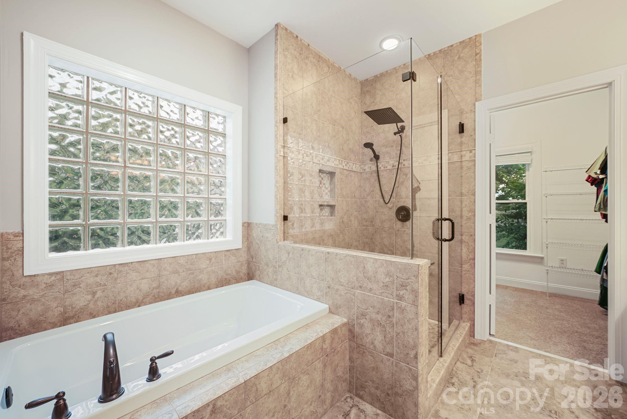 4437 Shannamara Drive Property Photo 20