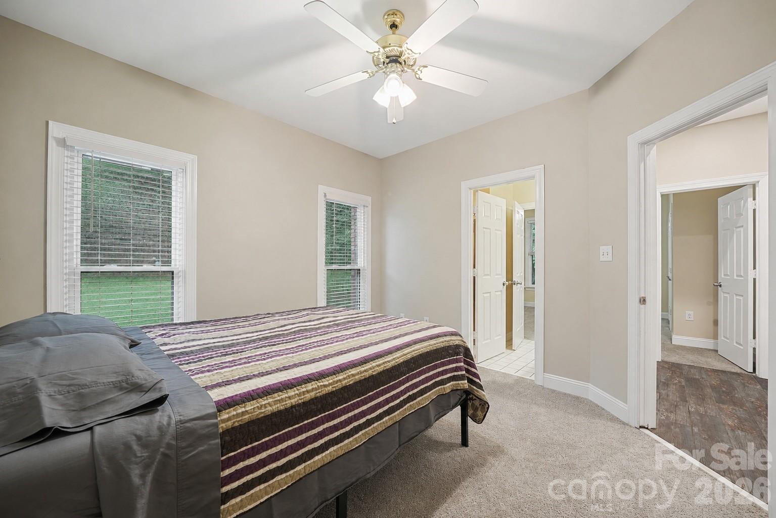 4437 Shannamara Drive Property Photo 23