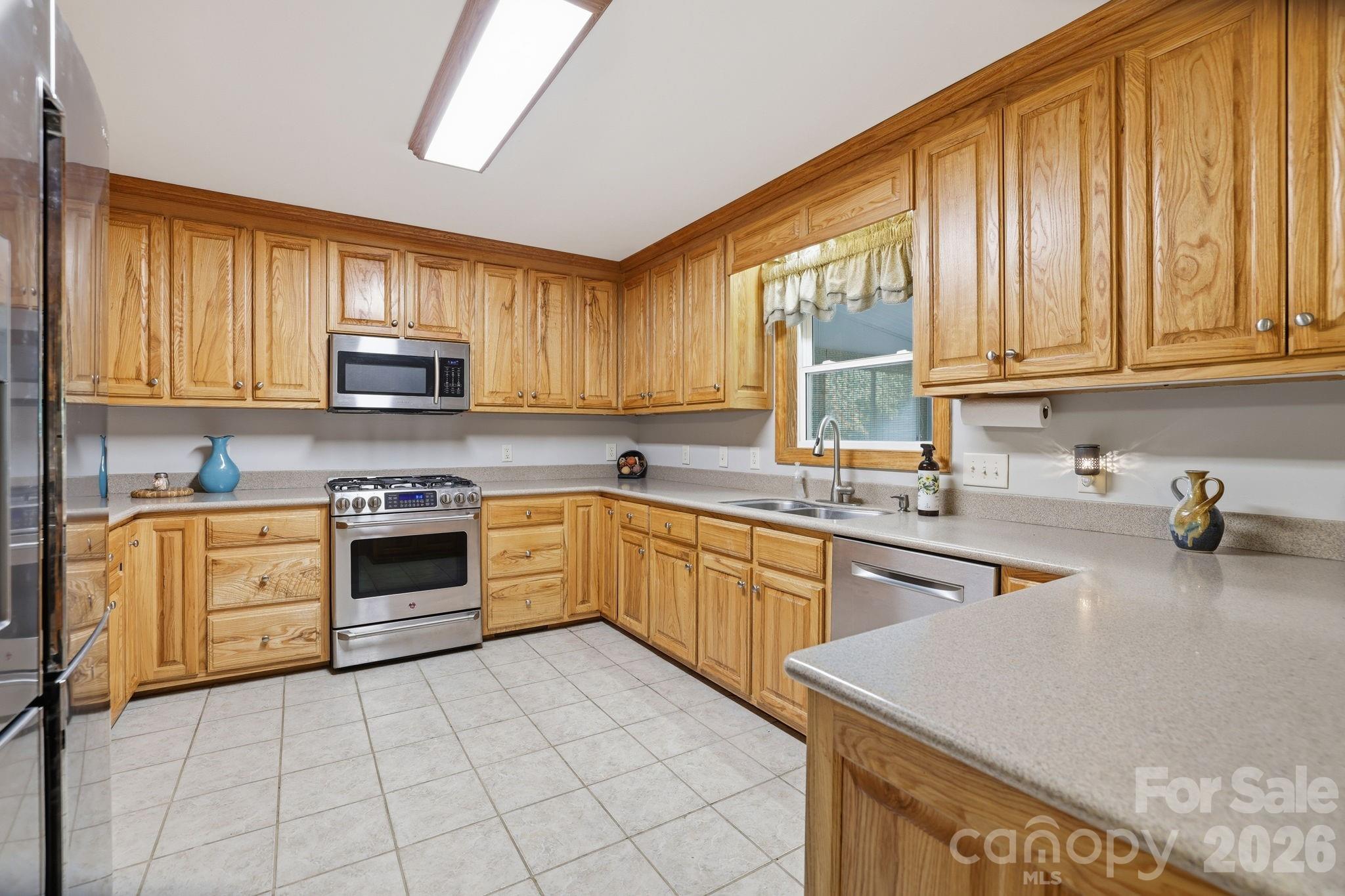 1916 Mcintyre Road Property Photo 11