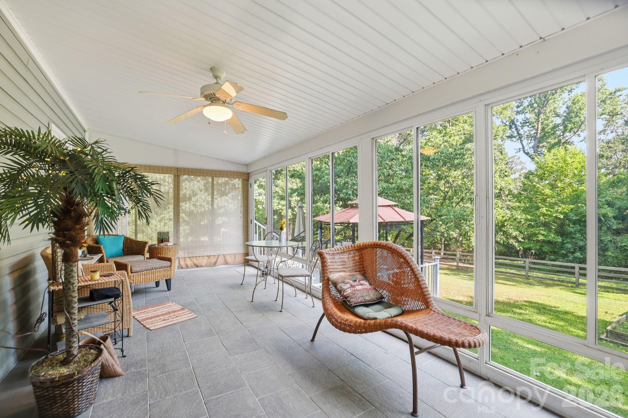 1916 Mcintyre Road Property Photo 25