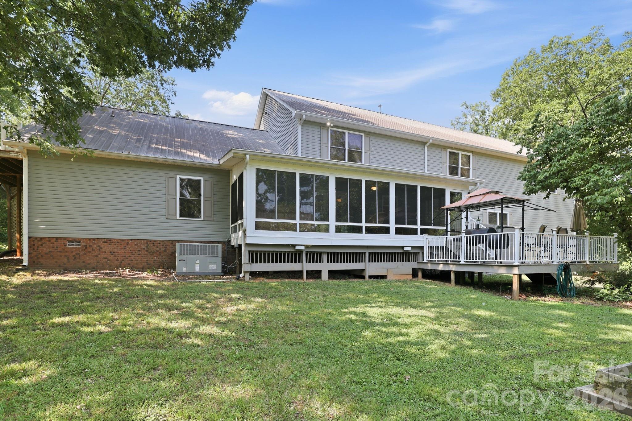 1916 Mcintyre Road Property Photo 29