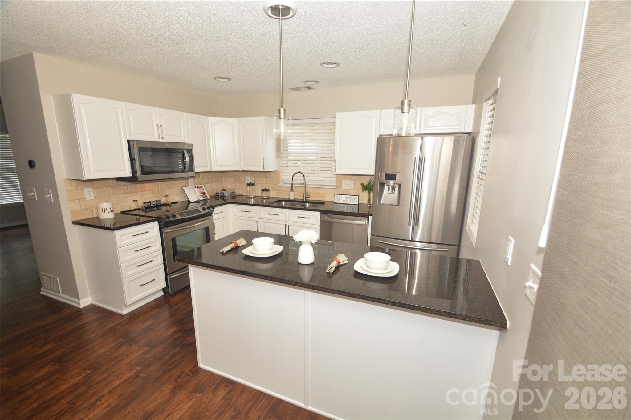 605 Mountainwater Drive Property Photo 10