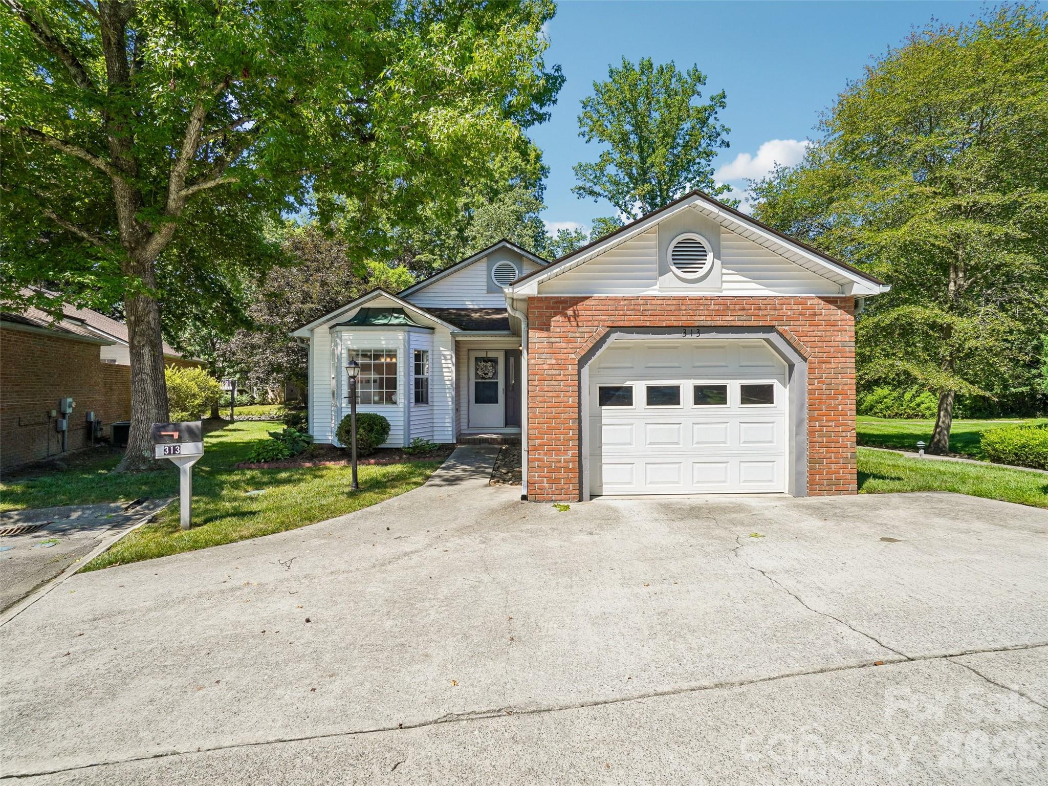 313 Somerton Court Property Photo 1