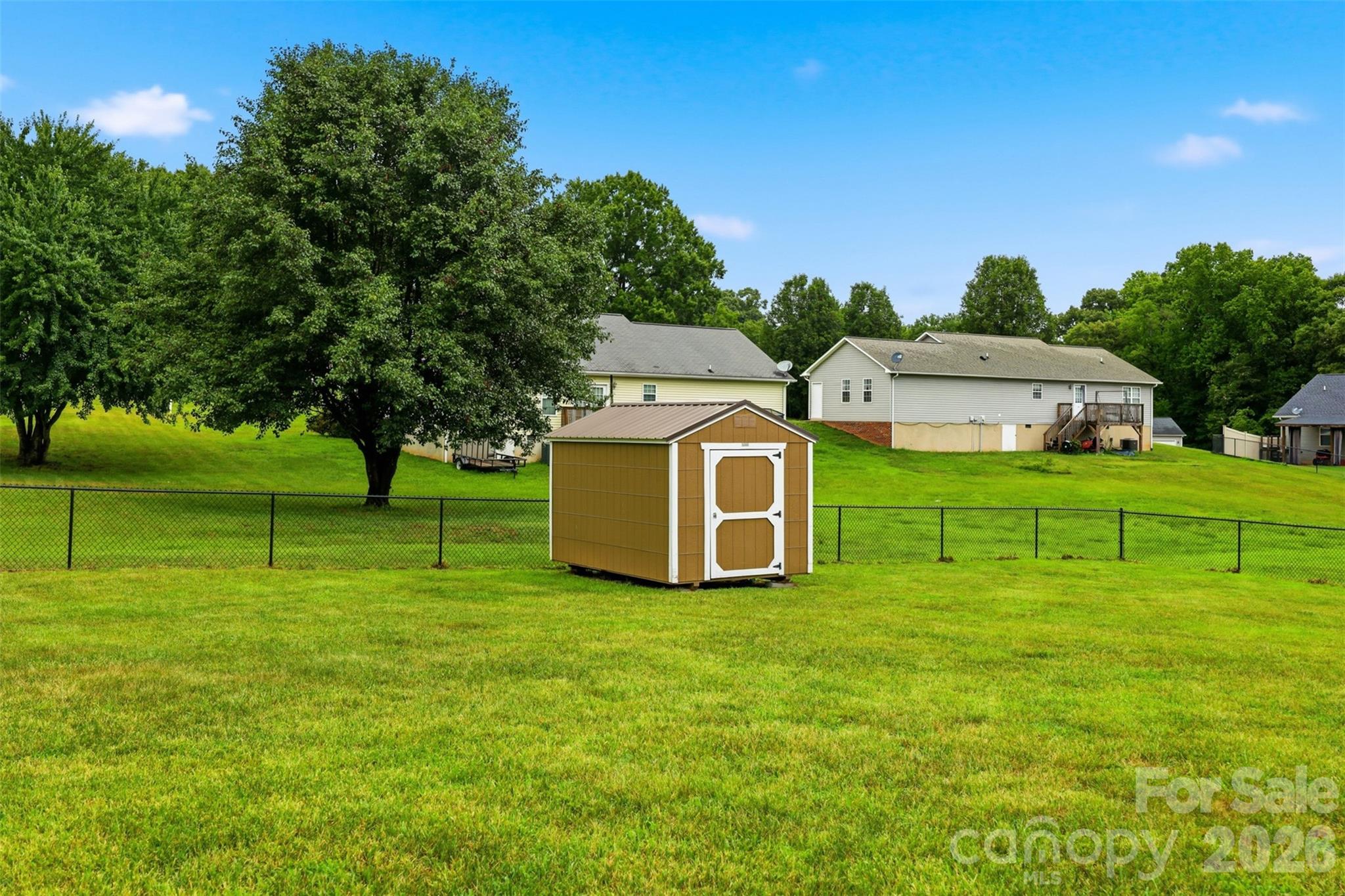 398 Green Meadows Drive Property Photo 4