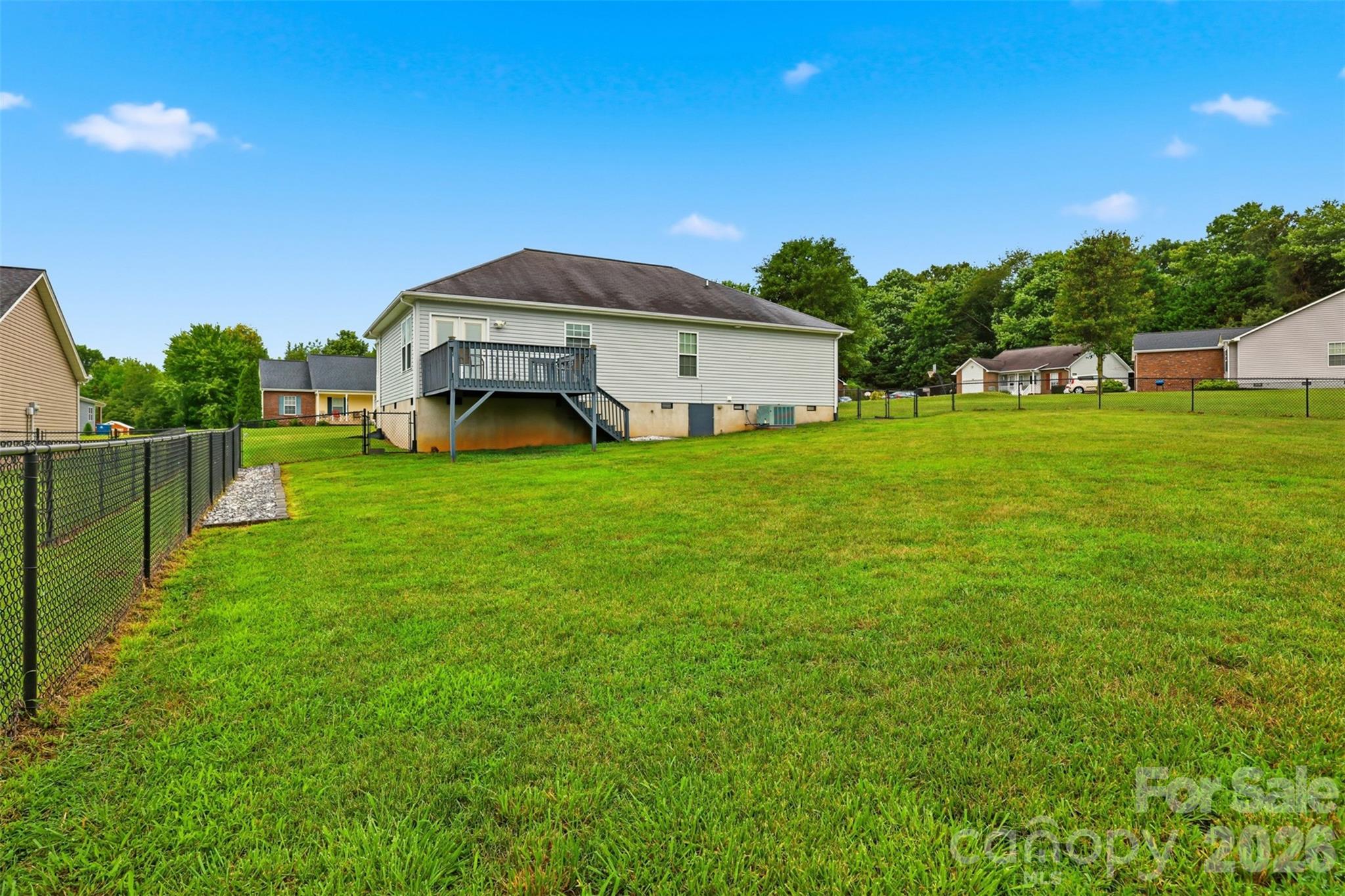 398 Green Meadows Drive Property Photo 6