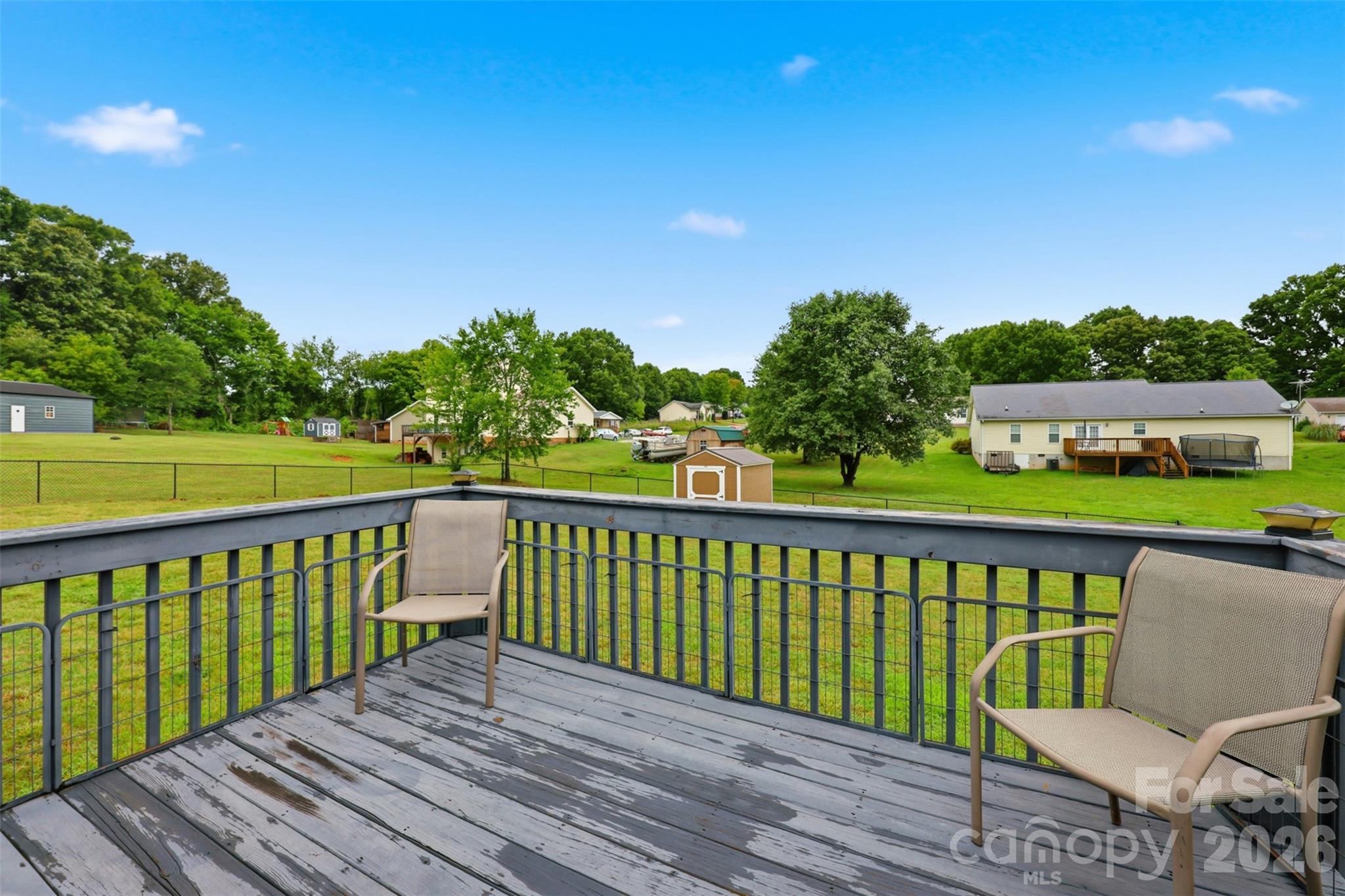 398 Green Meadows Drive Property Photo 28