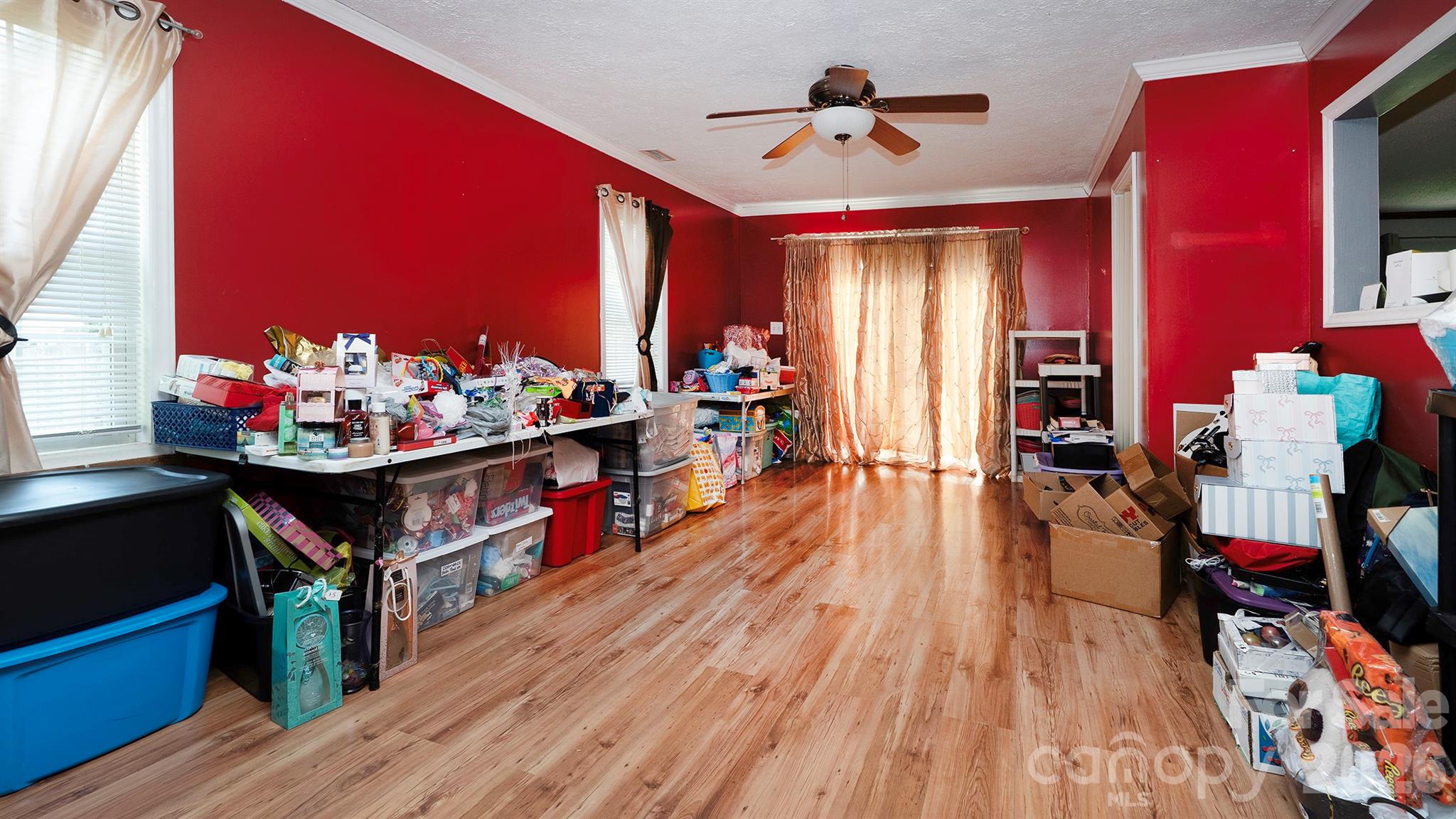 2521 Kempsar Lane Property Photo 7