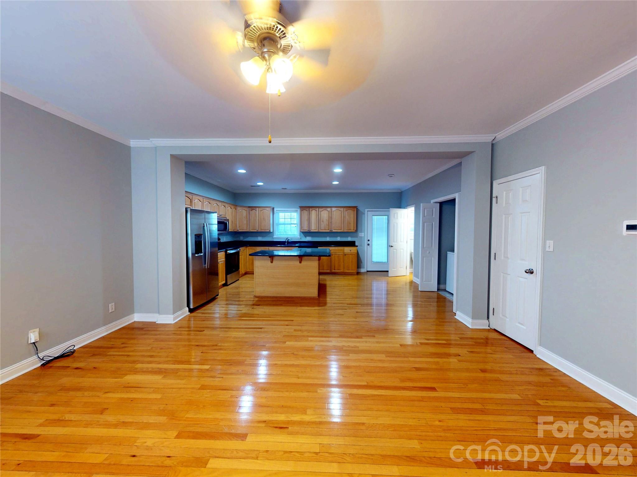 4326 Laurel Hill Lane Property Photo 4