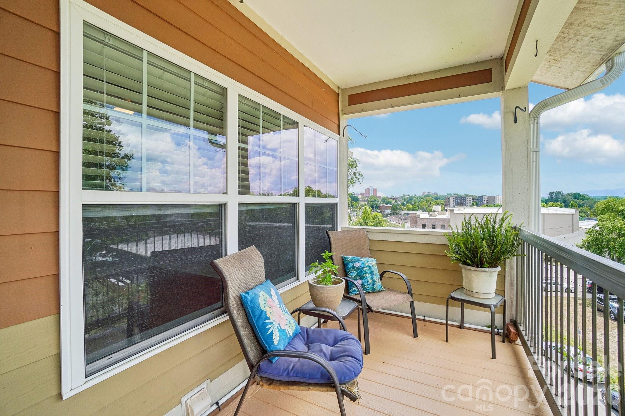 175 S Lexington Avenue 303 Property Photo 15