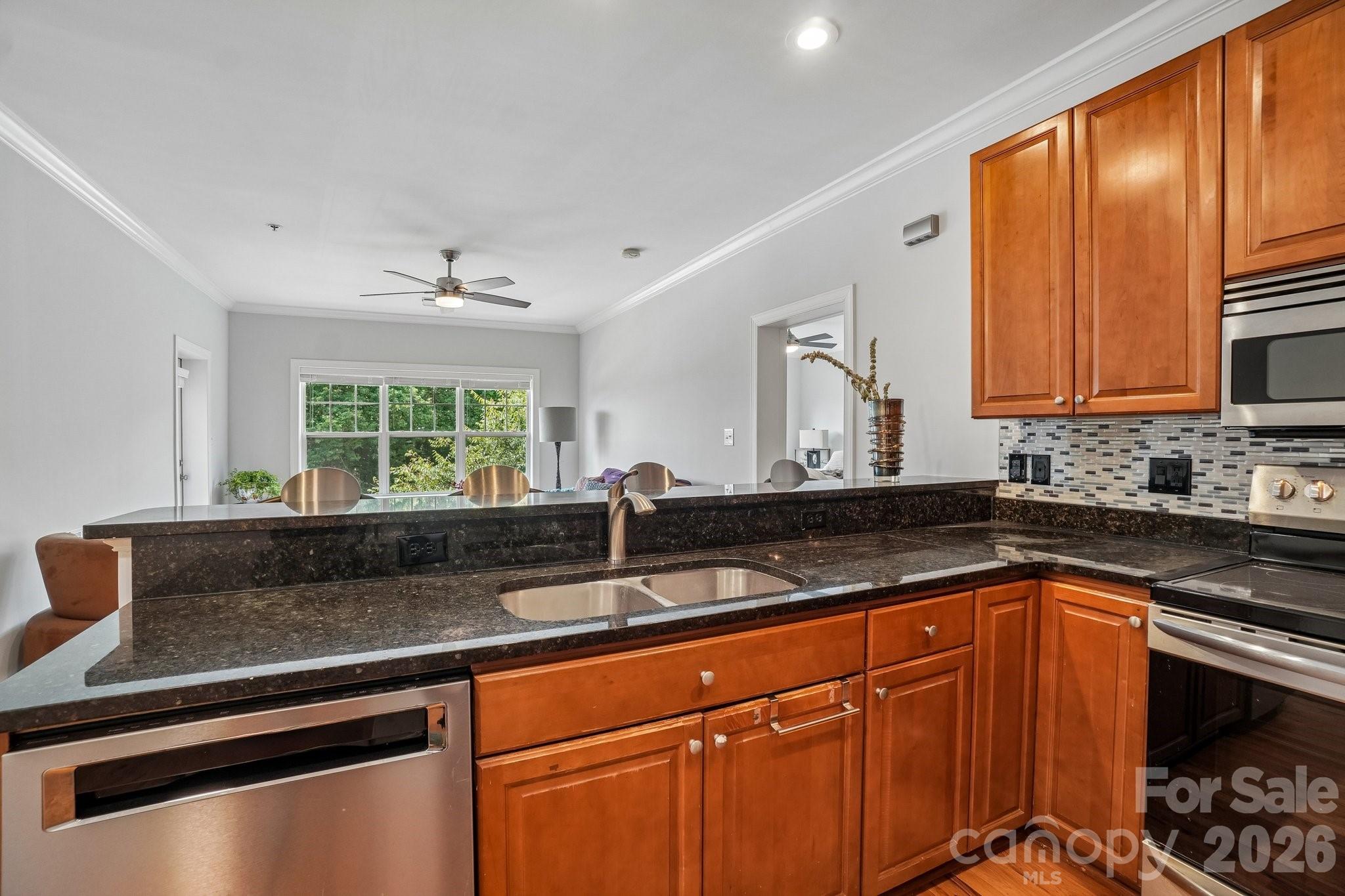 175 S Lexington Avenue 303 Property Photo 21
