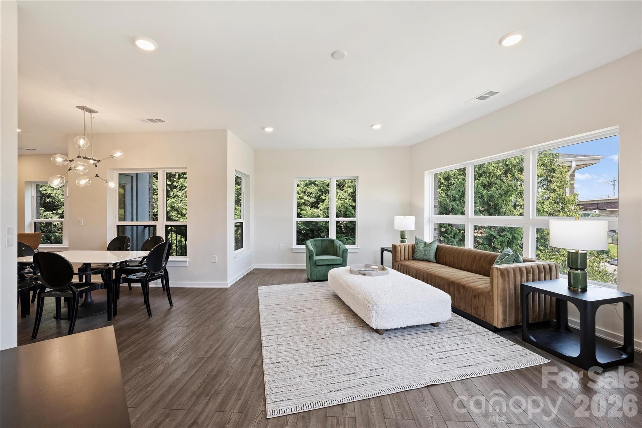 3630 N Davidson Street 2207 Property Photo 11