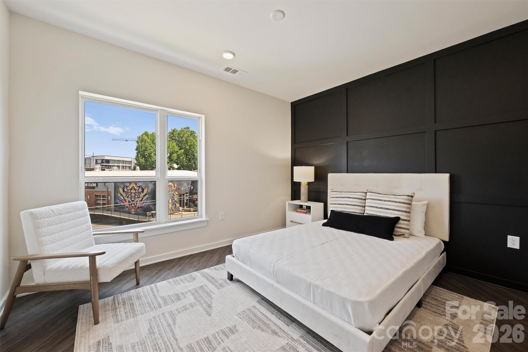 3630 N Davidson Street 2207 Property Photo 12