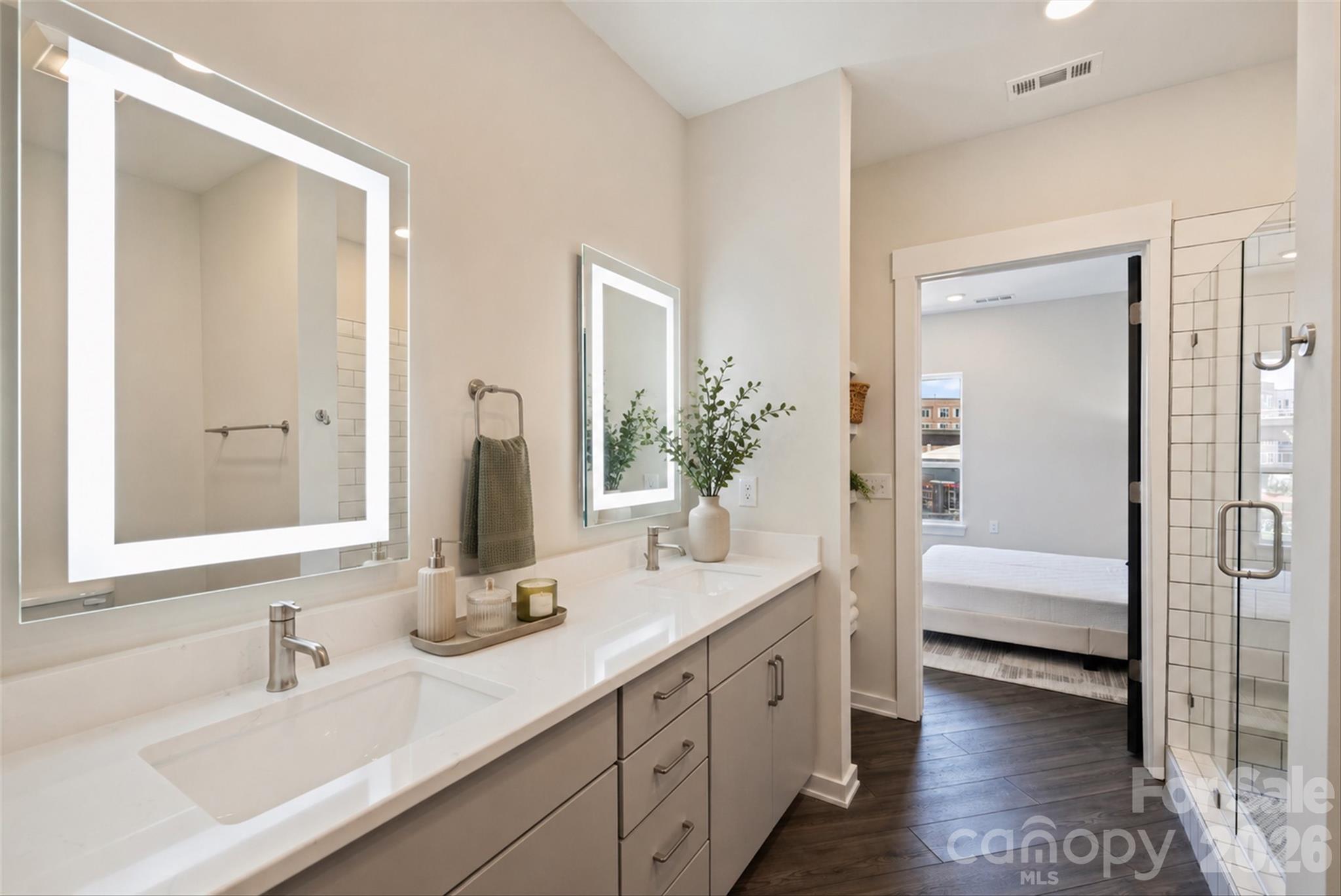 3630 N Davidson Street 2207 Property Photo 14
