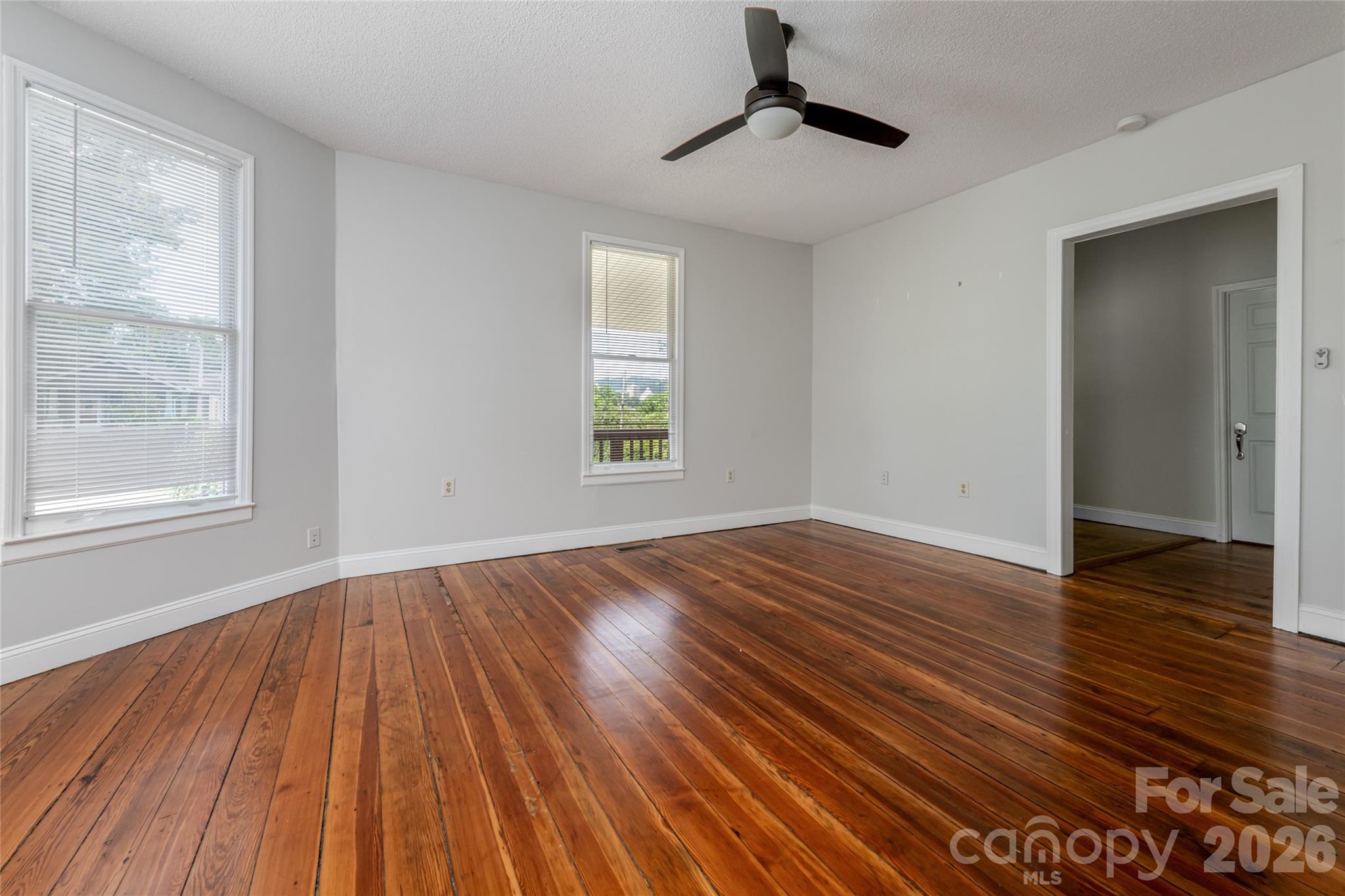 30 Bartlett Street Property Photo 14