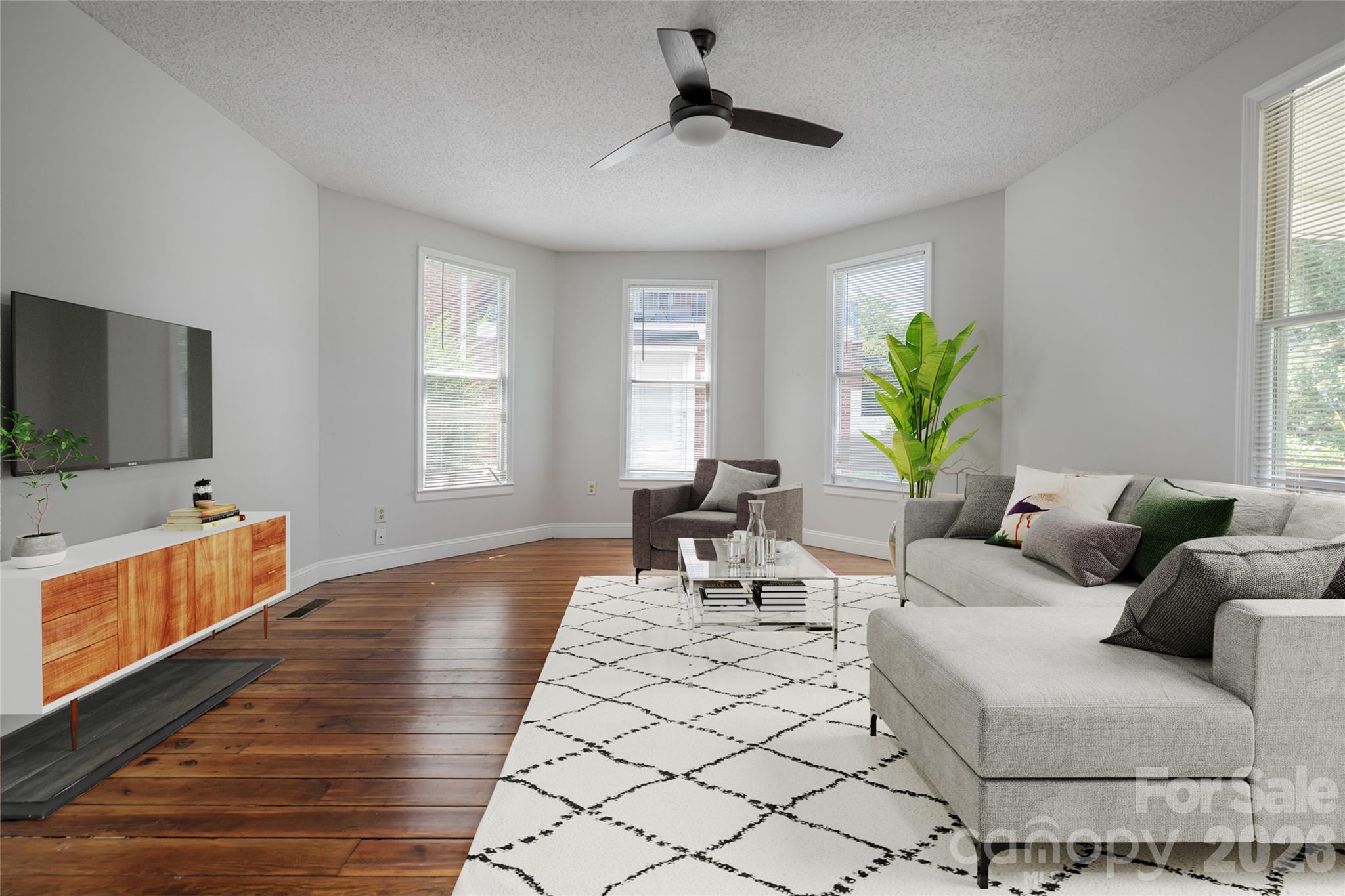 30 Bartlett Street Property Photo 17