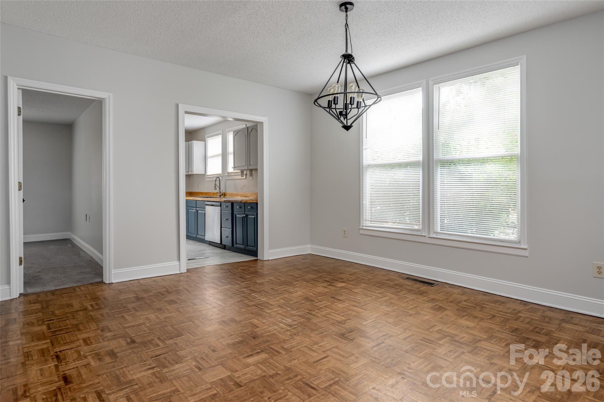 30 Bartlett Street Property Photo 19