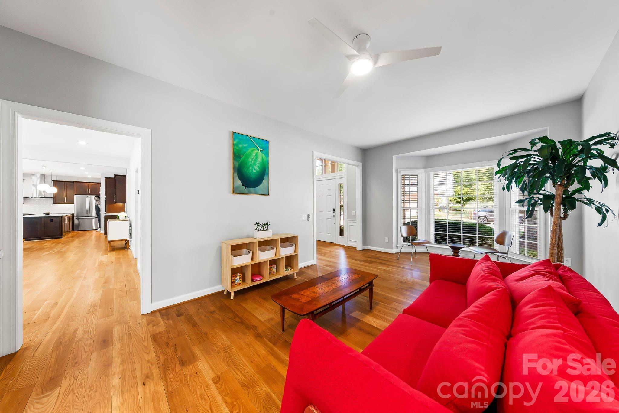 2718 Peverell Lane Property Photo 4
