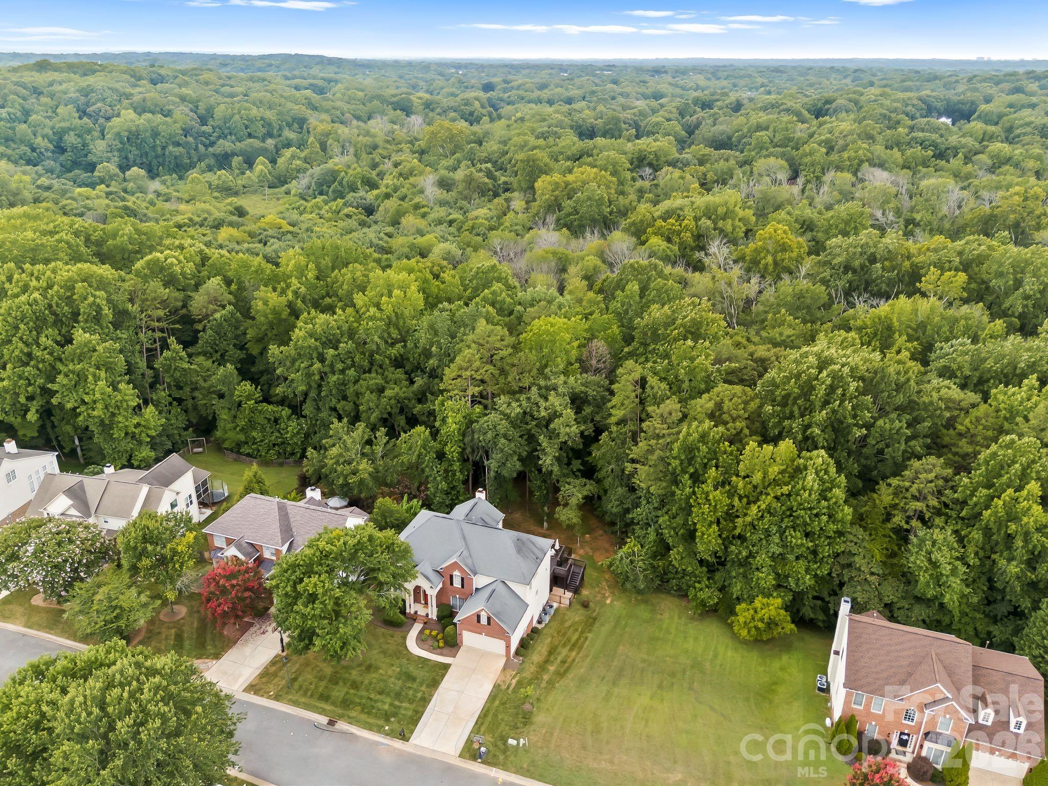 2718 Peverell Lane Property Photo 47