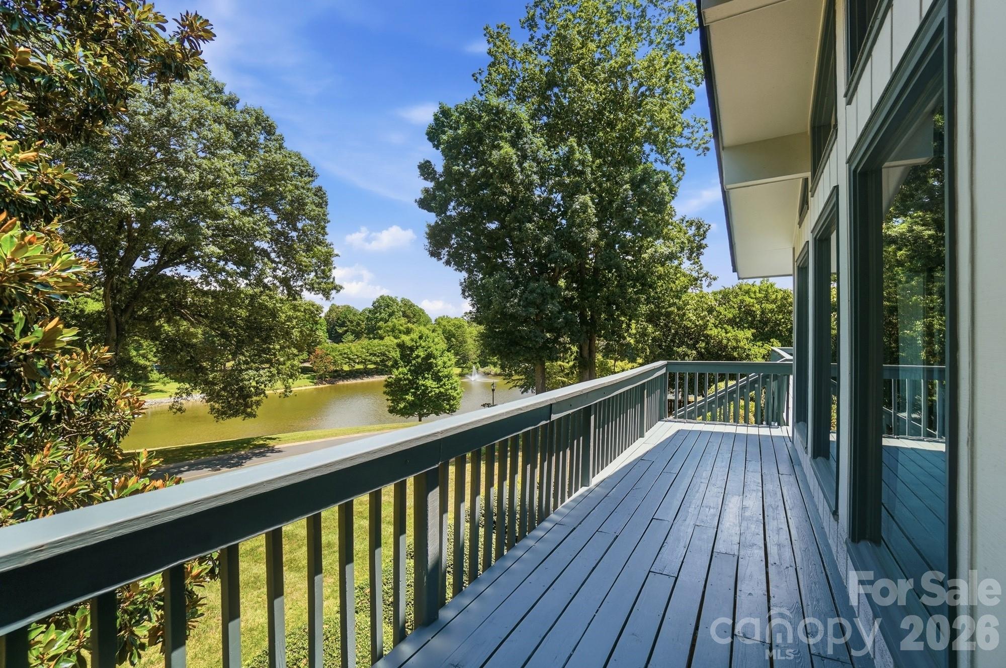 1507 Heatherloch Drive Property Photo 5