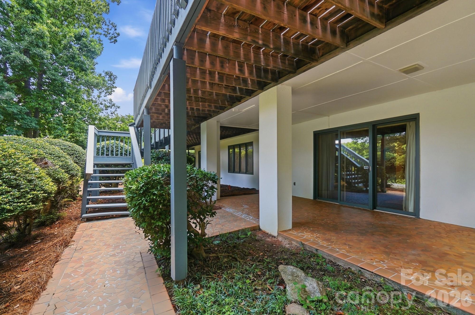 1507 Heatherloch Drive Property Photo 12