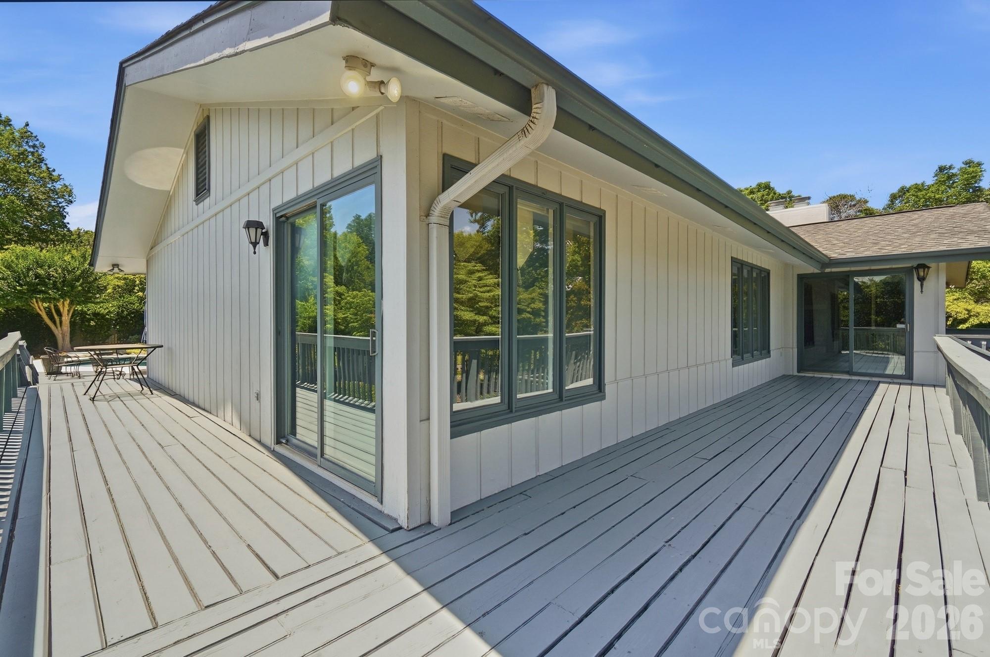 1507 Heatherloch Drive Property Photo 30