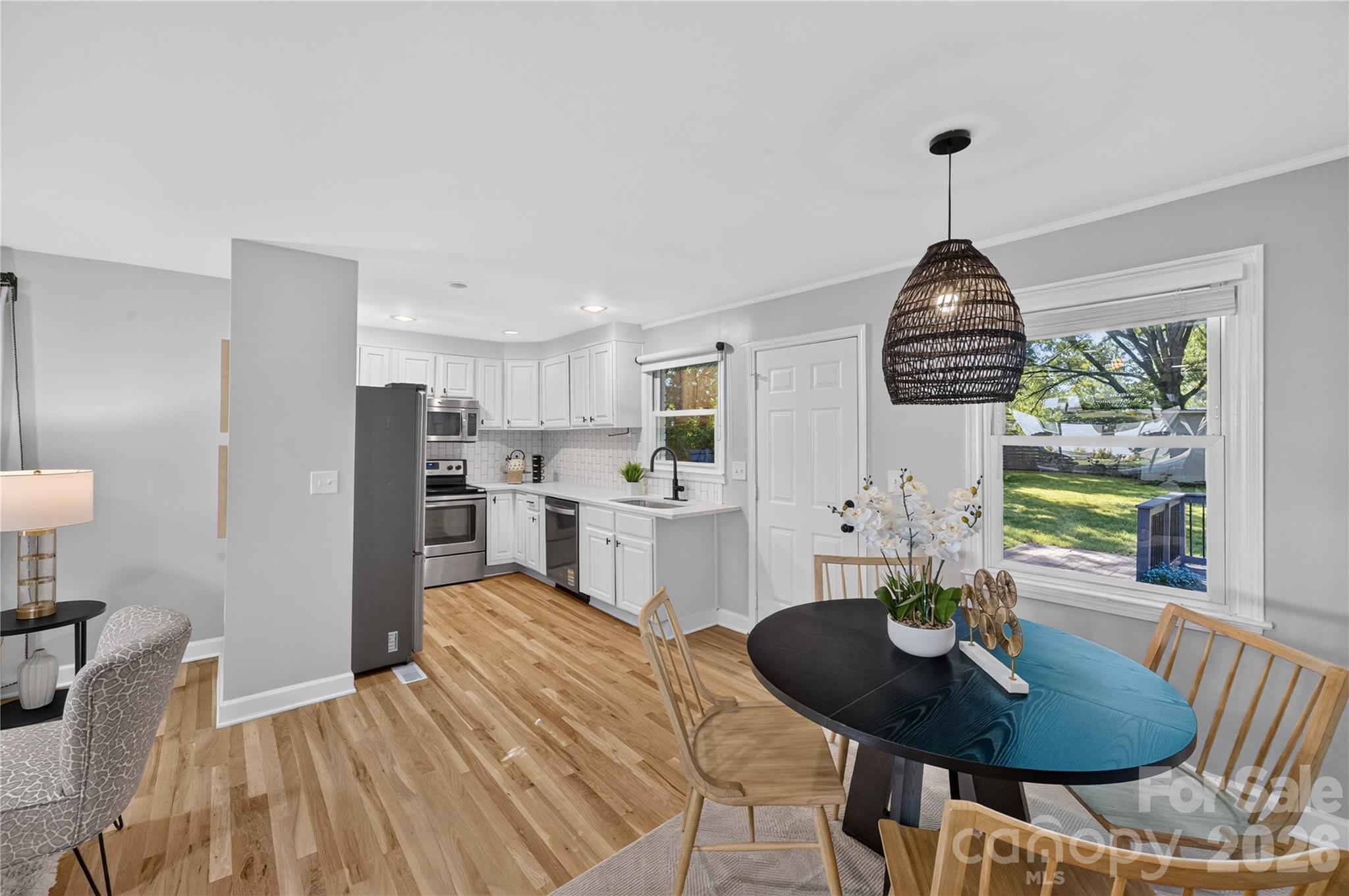 1816 Anderson Street Property Photo 13