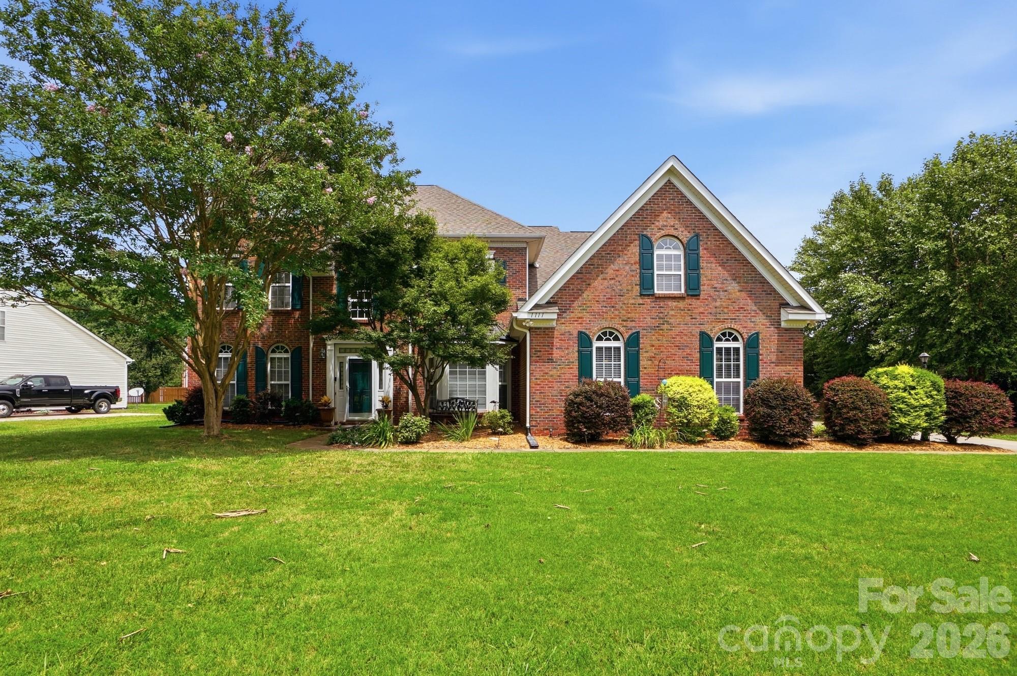 1111 Applegate Parkway Property Photo 1