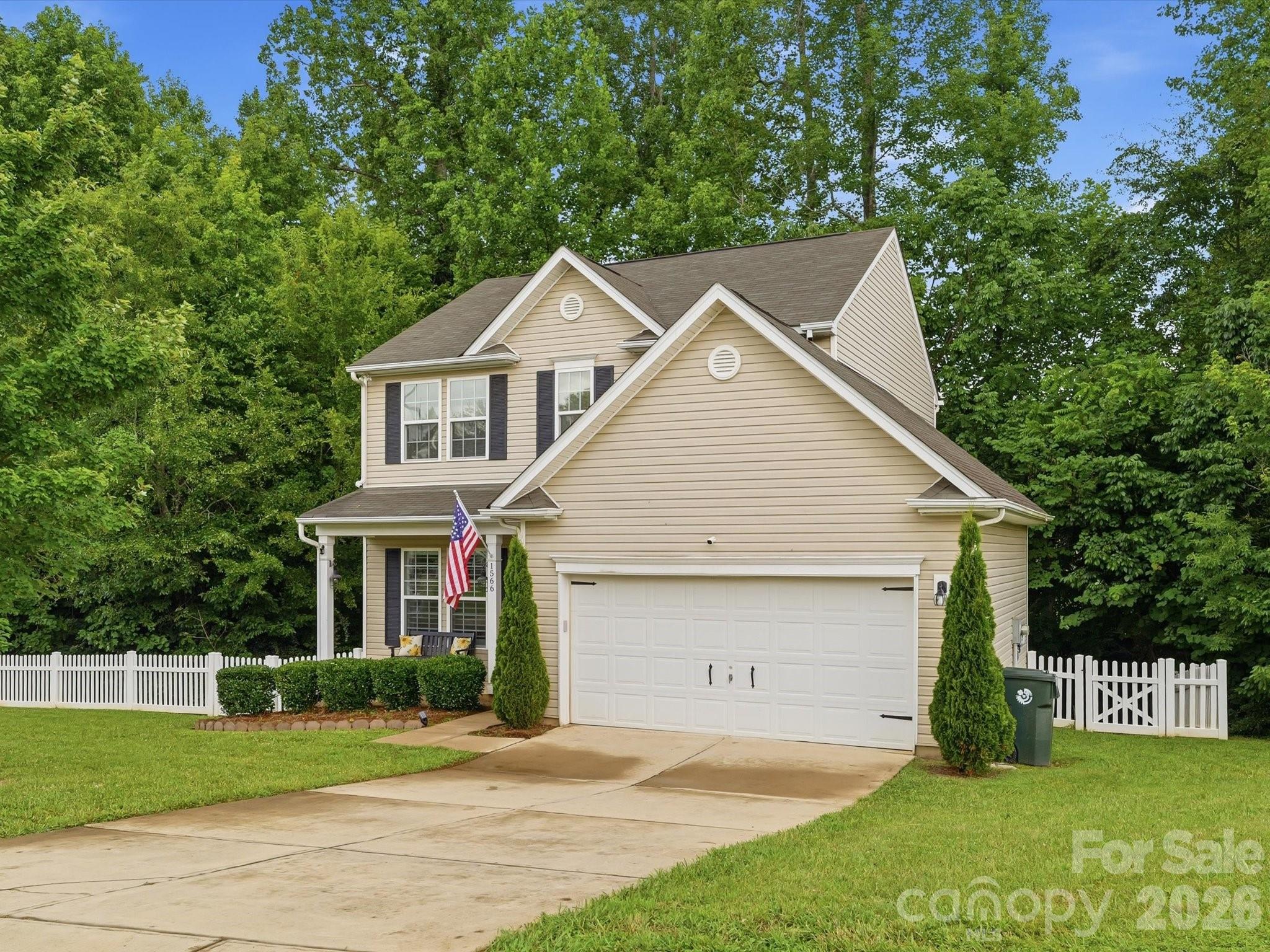 1566 Glenbar Court Property Photo 7