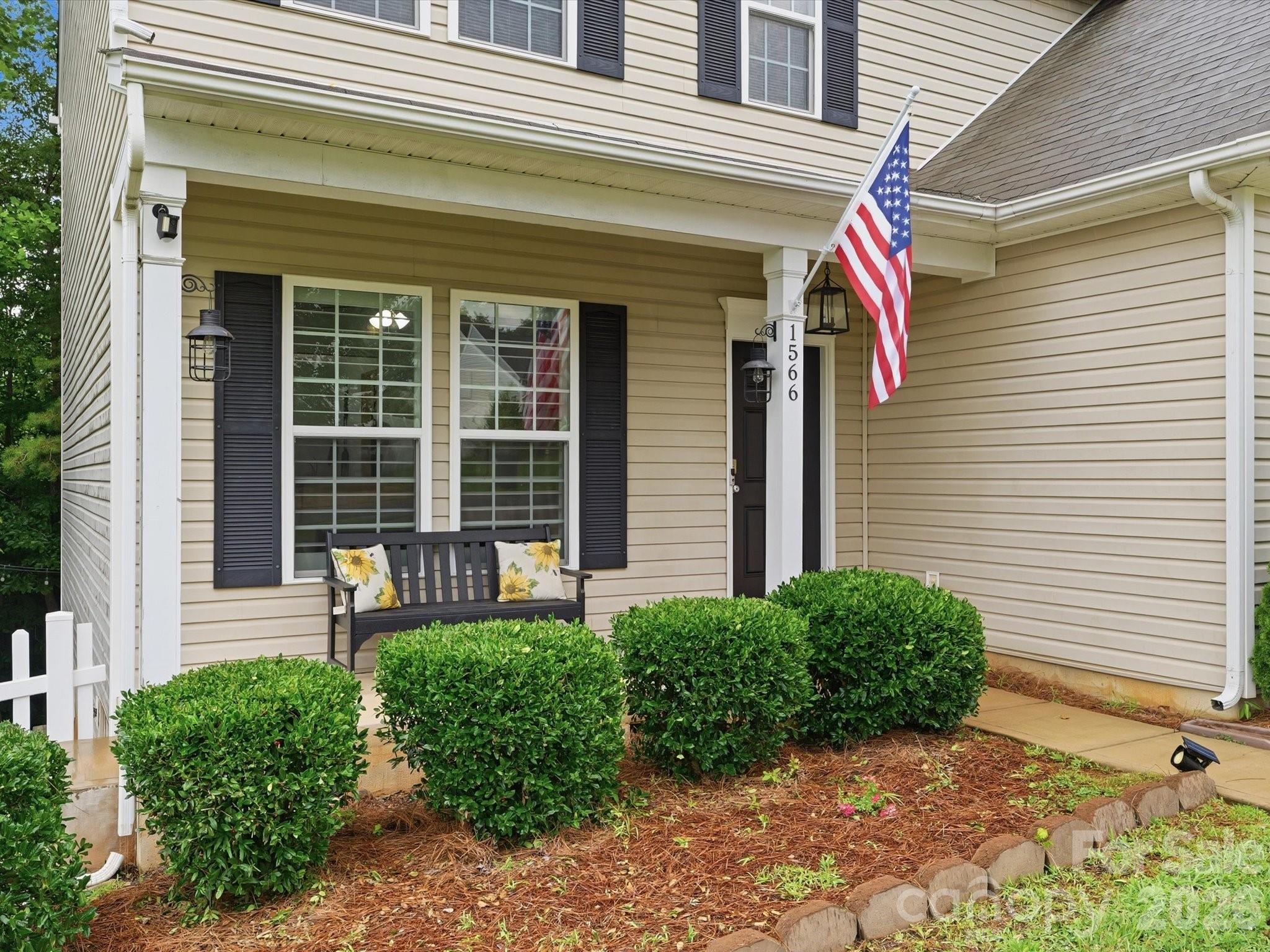 1566 Glenbar Court Property Photo 10