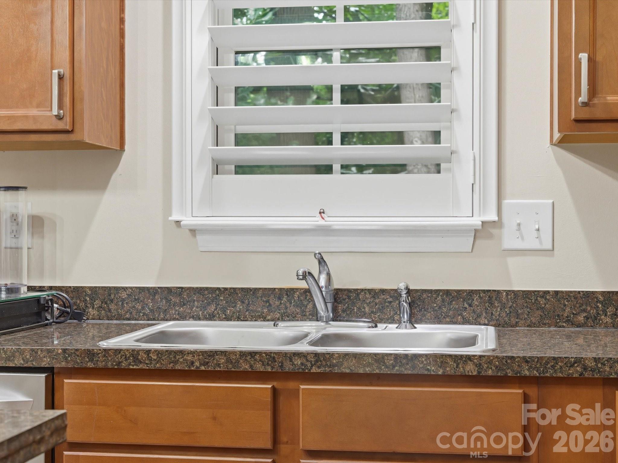 1566 Glenbar Court Property Photo 16