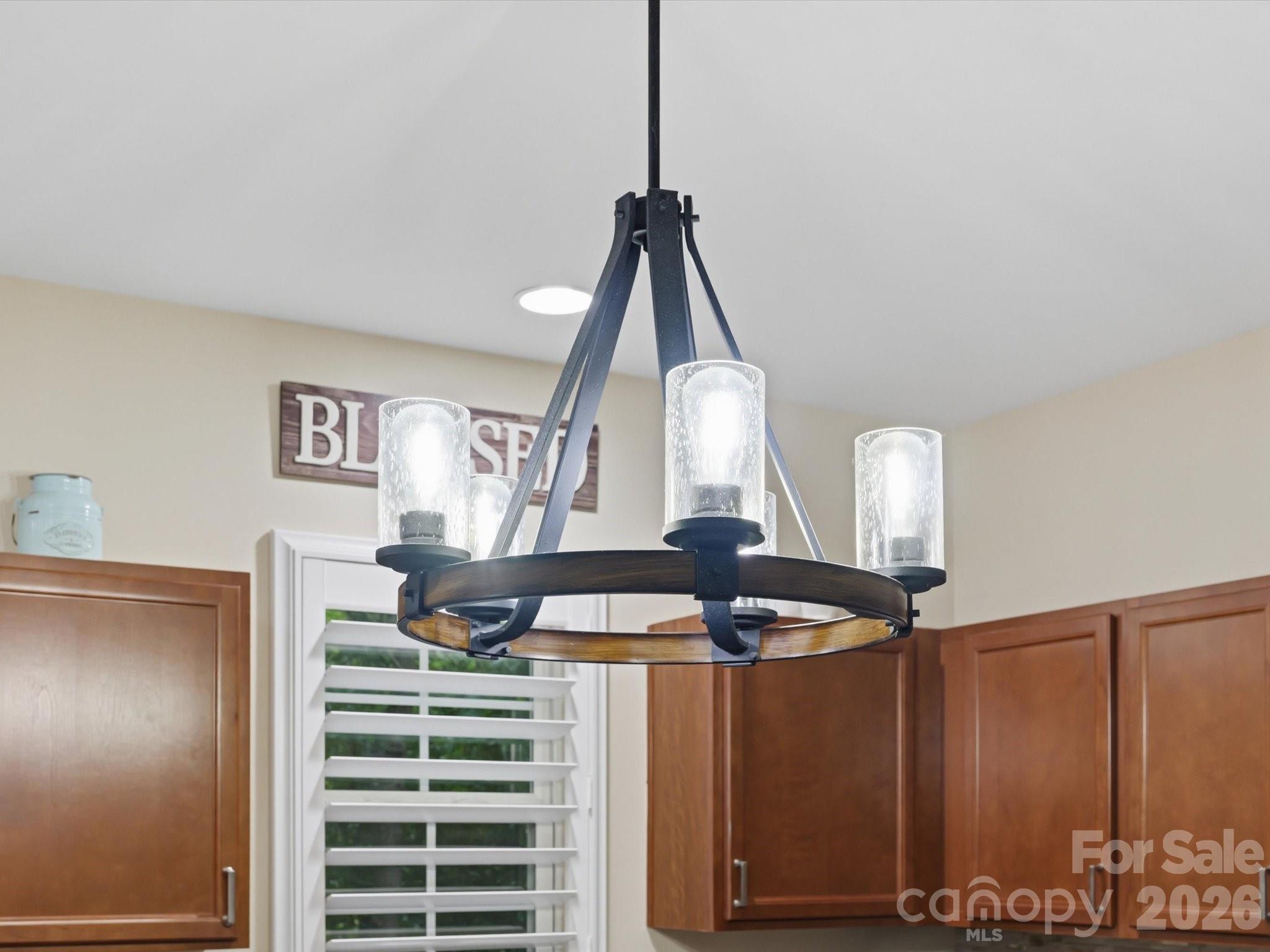 1566 Glenbar Court Property Photo 20