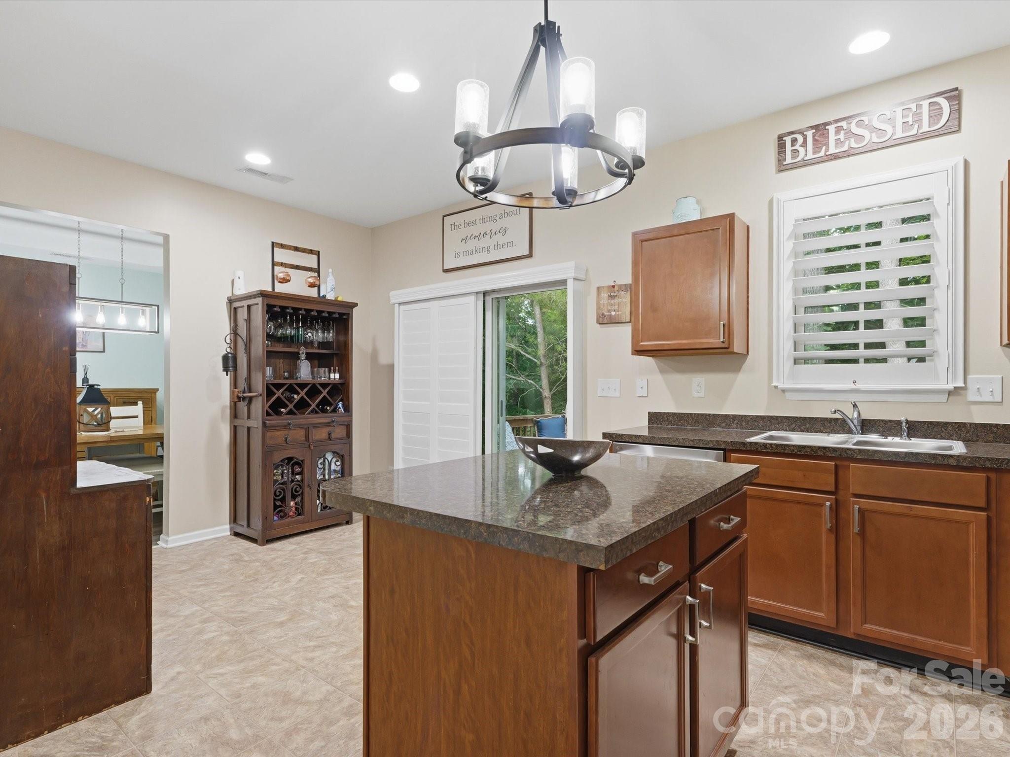 1566 Glenbar Court Property Photo 21
