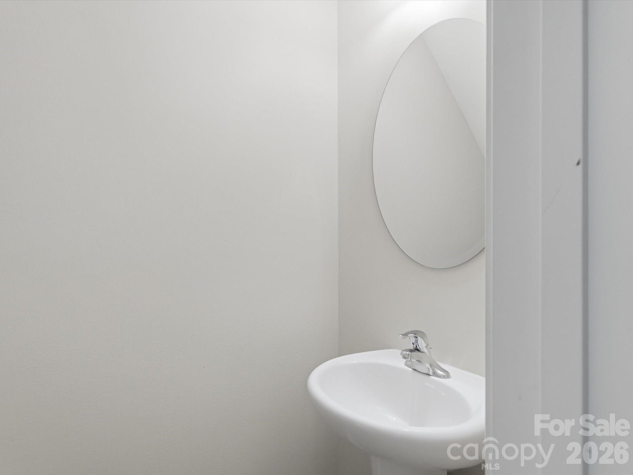 1566 Glenbar Court Property Photo 23