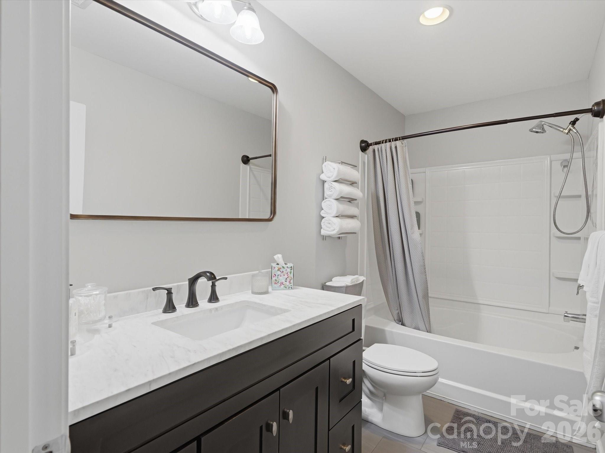 1566 Glenbar Court Property Photo 26