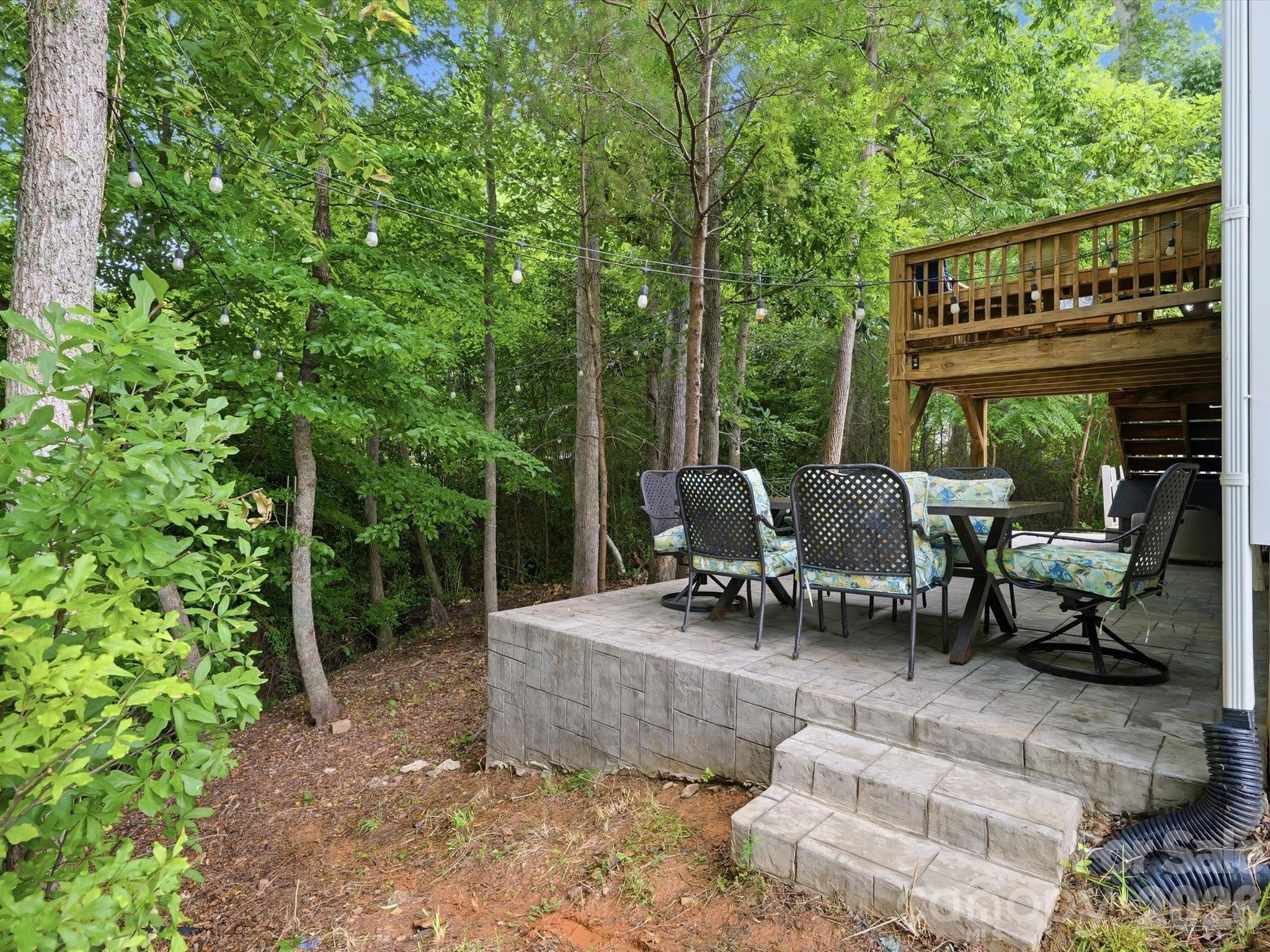 1566 Glenbar Court Property Photo 36