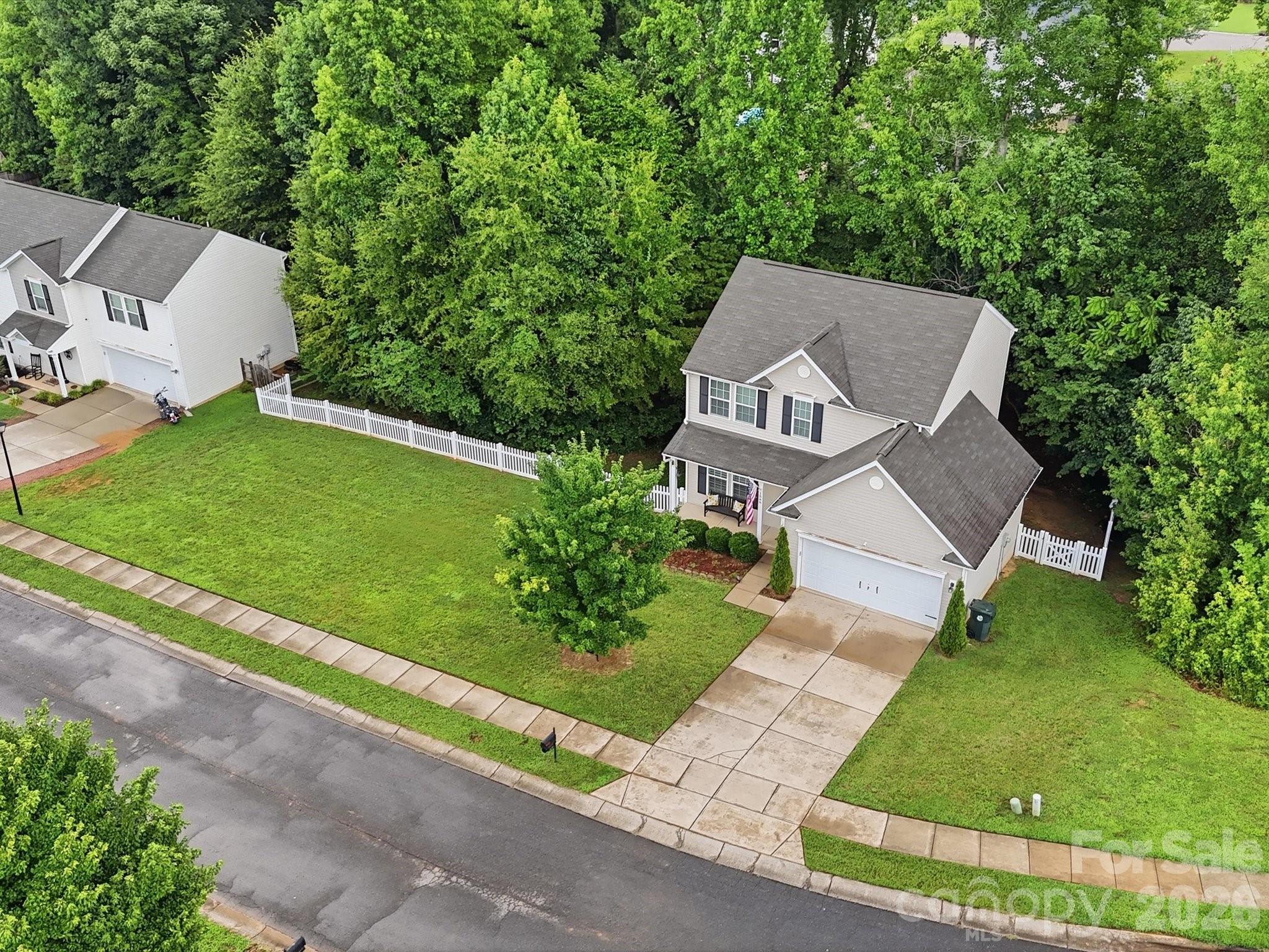 1566 Glenbar Court Property Photo 44