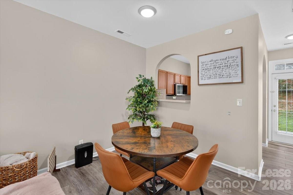 5705 Erin Drive Property Photo 6