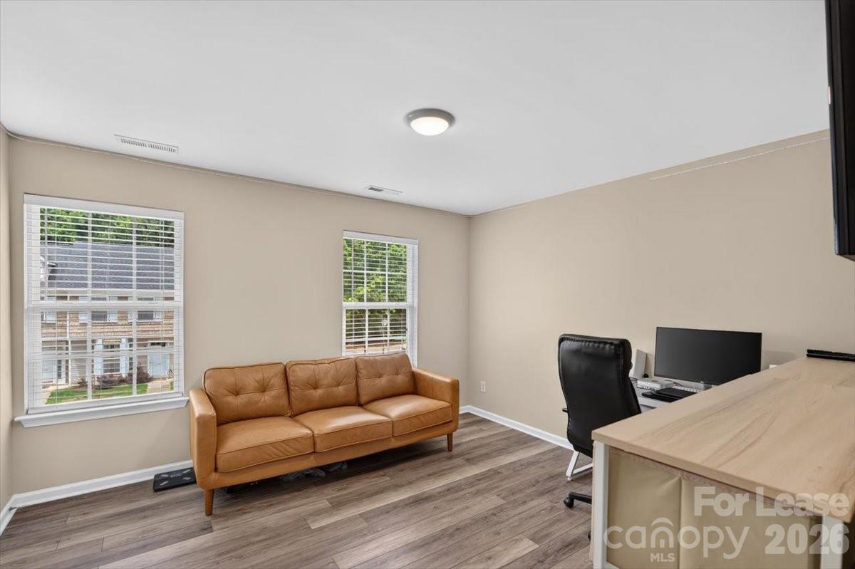 5705 Erin Drive Property Photo 14
