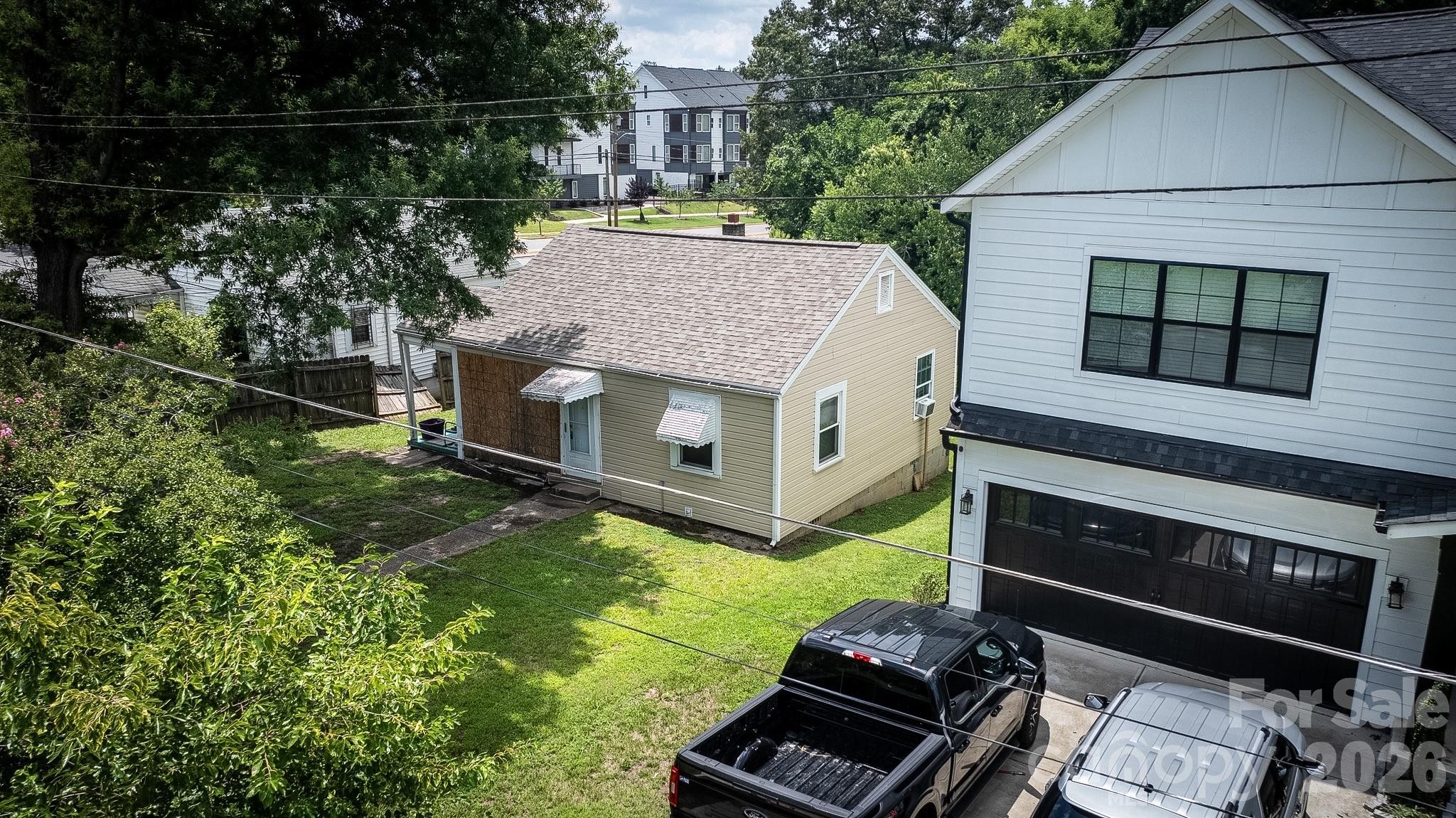405 W Cama Street Property Photo 1