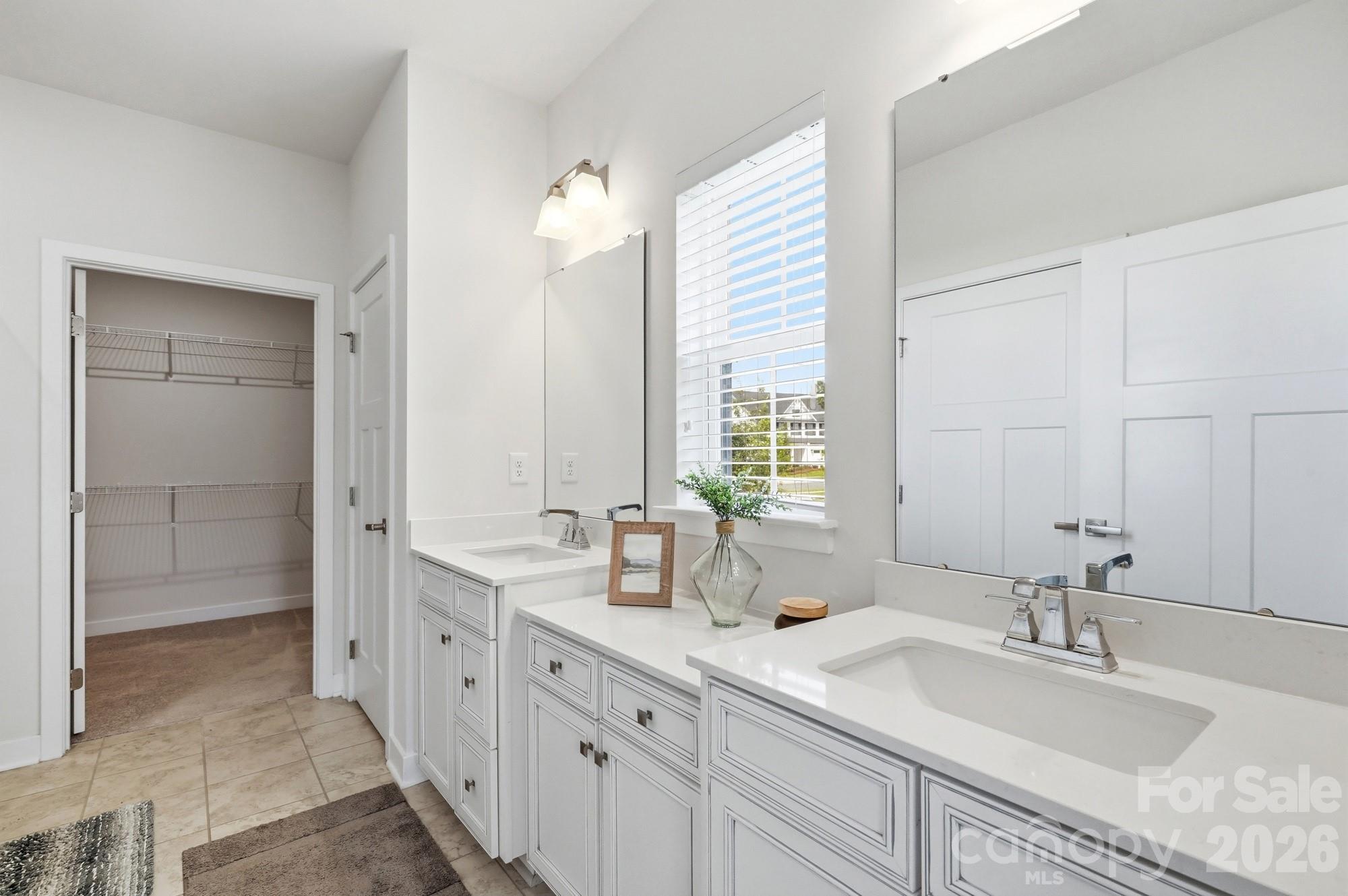 7033 Old Evergreen Parkway Property Photo 27