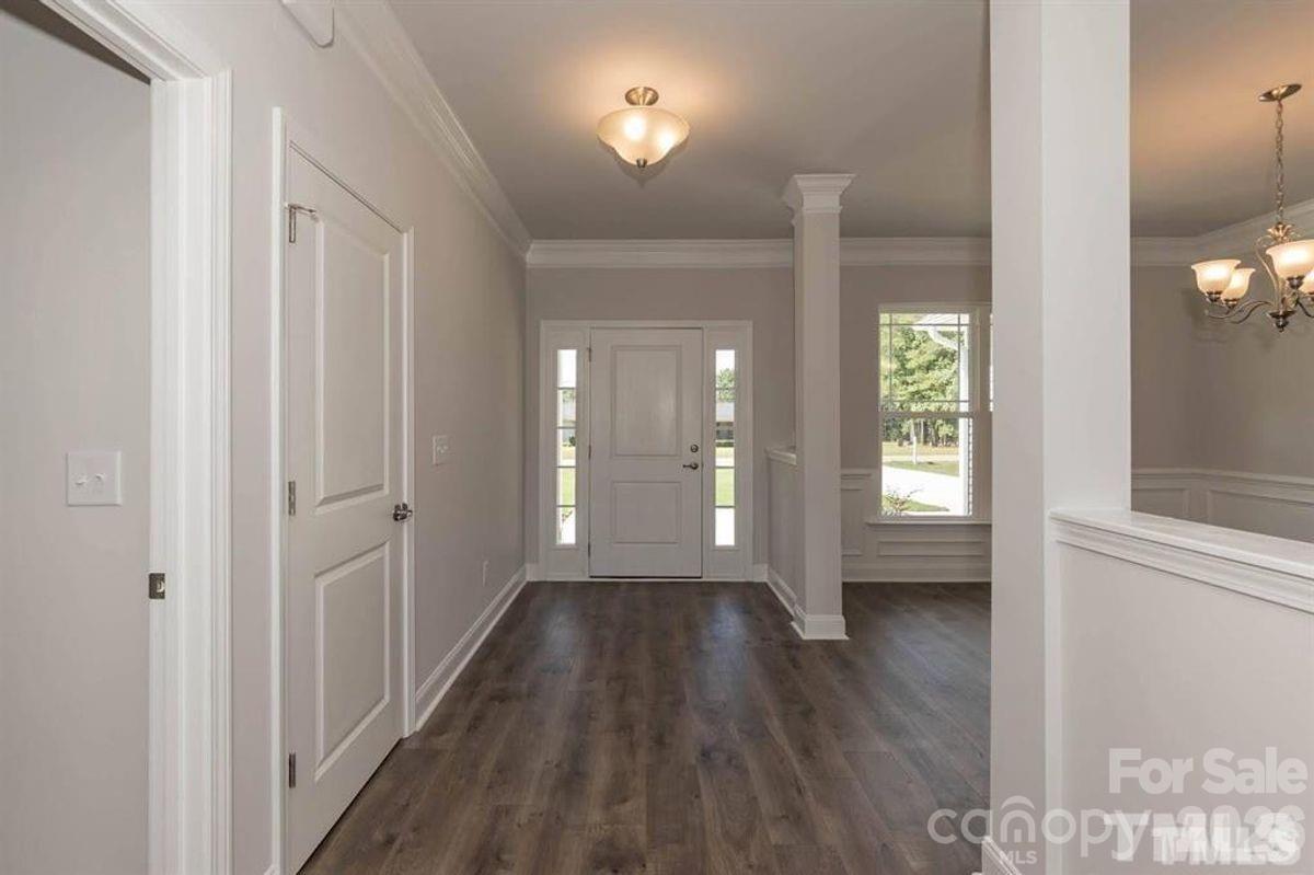 5102 Colchester Court 49 Property Photo 6
