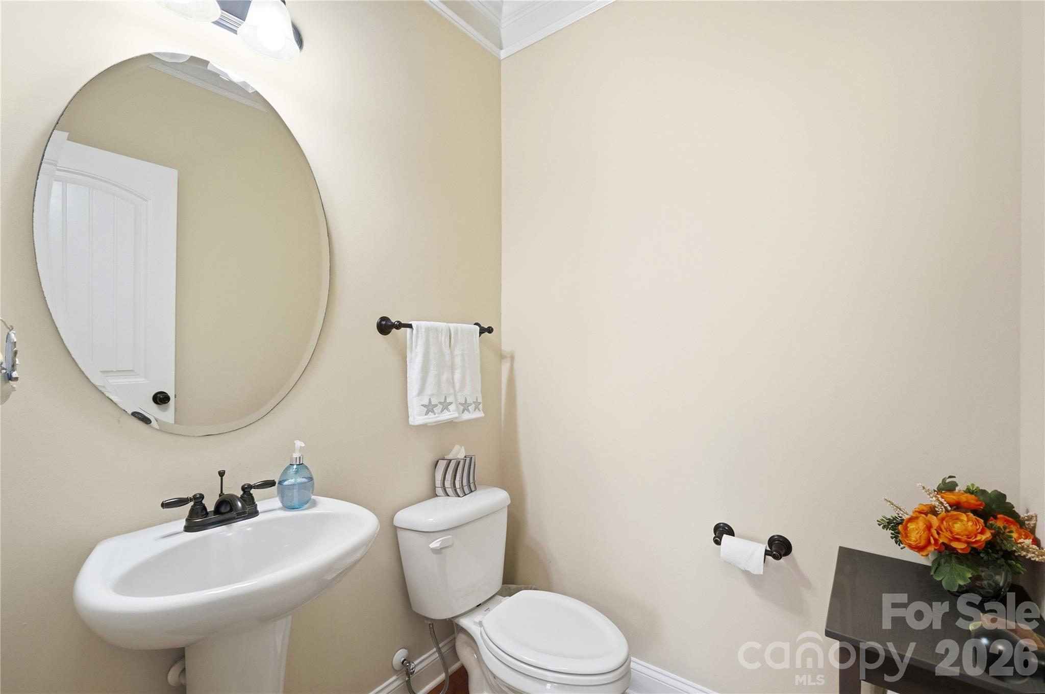 2827 Donegal Drive Property Photo 16