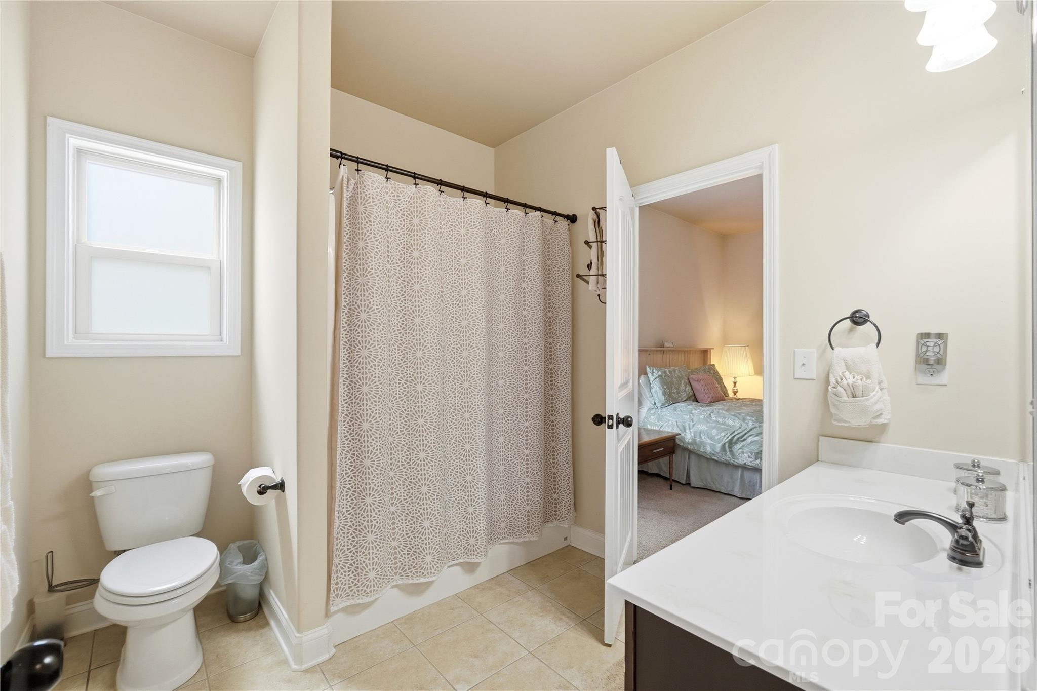 2827 Donegal Drive Property Photo 33