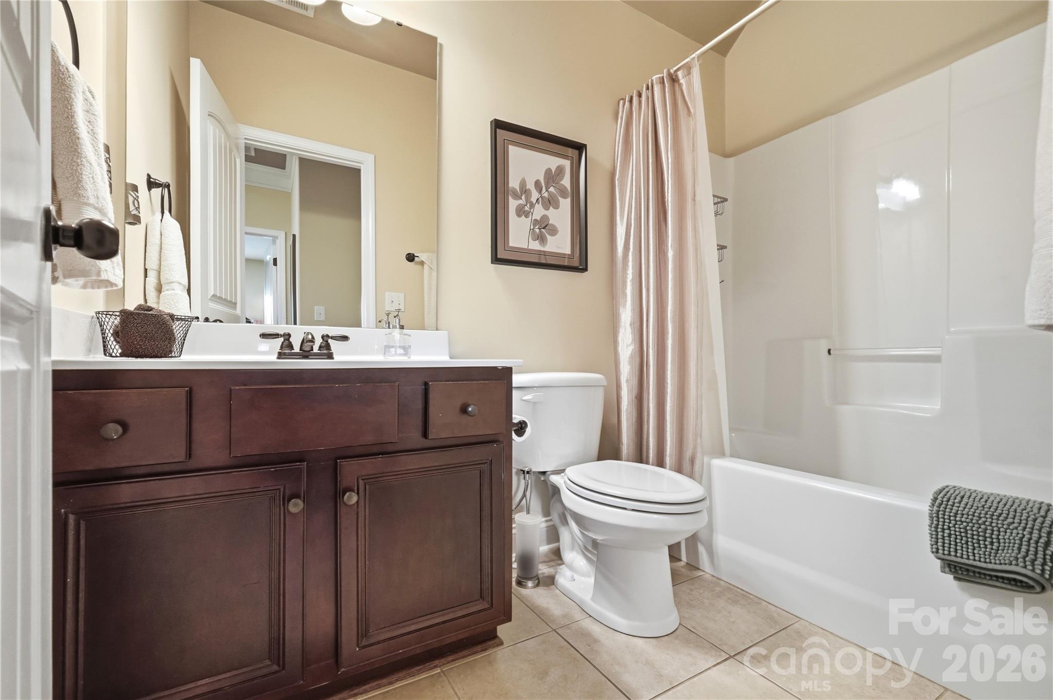 2827 Donegal Drive Property Photo 36