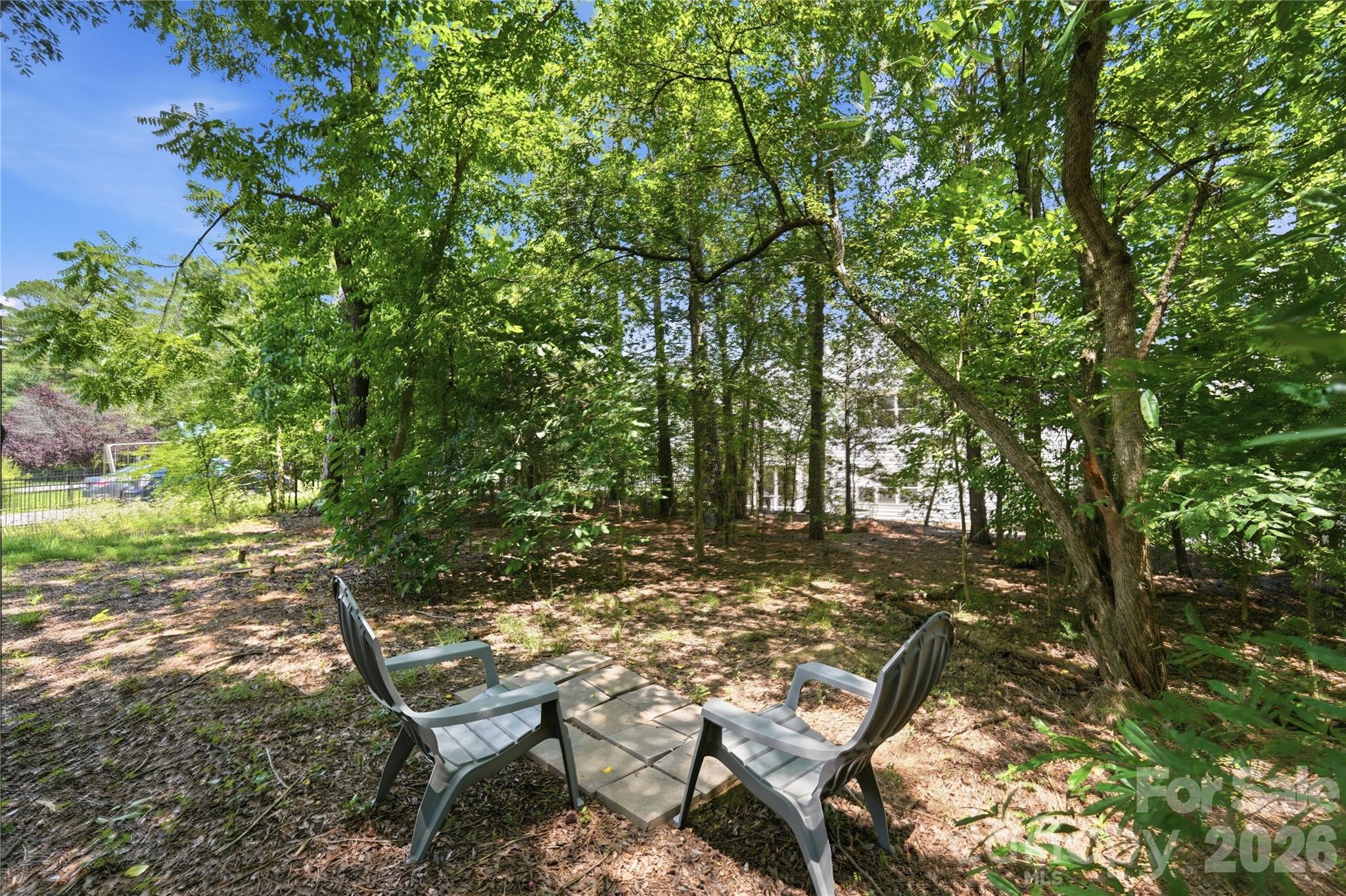 2827 Donegal Drive Property Photo 43