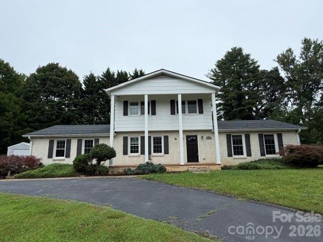 1376 Glenheath Drive Property Photo 1