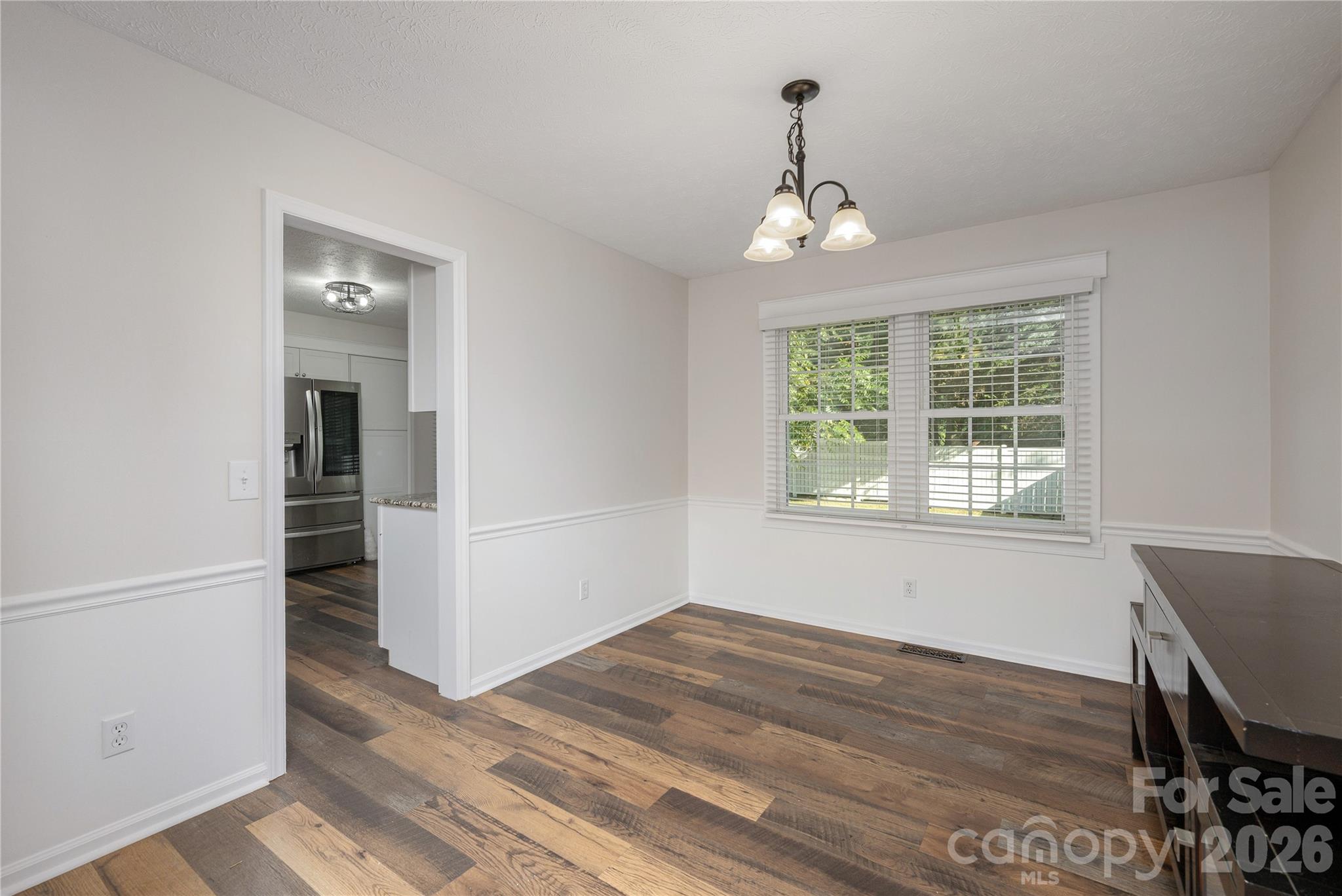1376 Glenheath Drive Property Photo 18