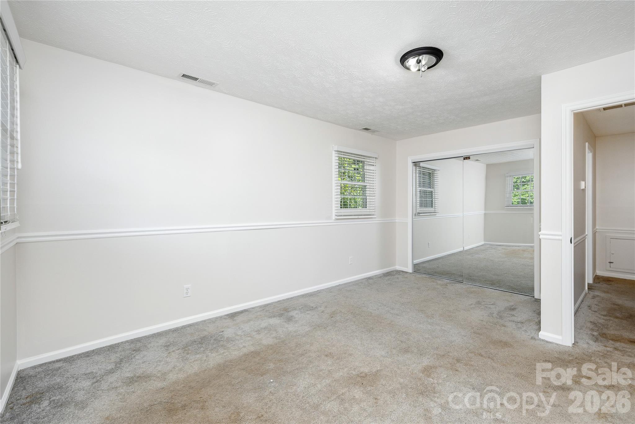 1376 Glenheath Drive Property Photo 22