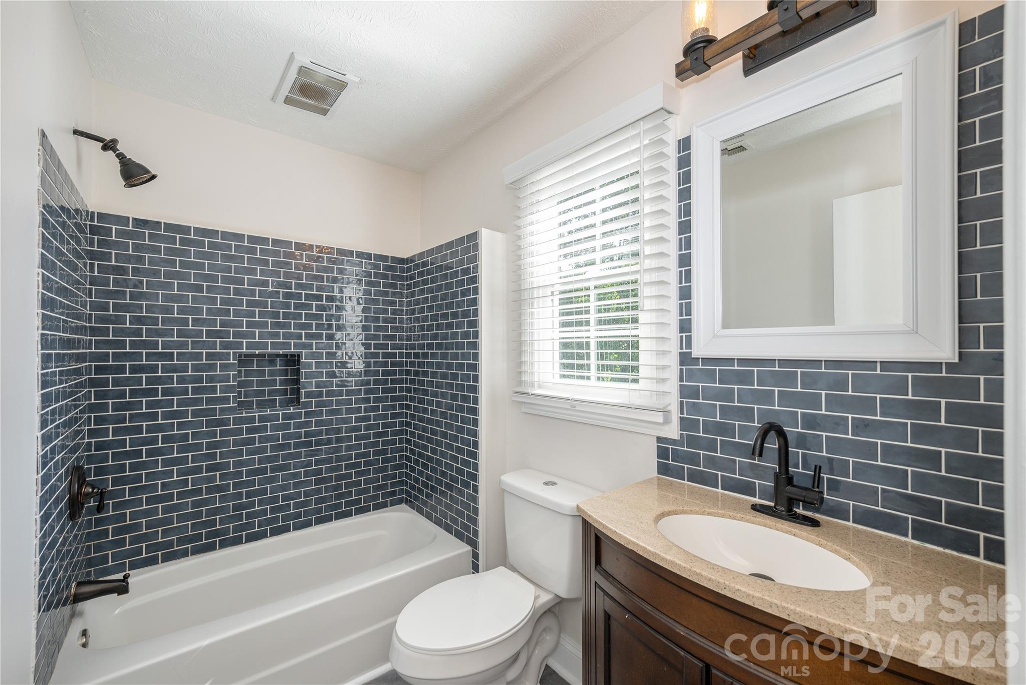 1376 Glenheath Drive Property Photo 24